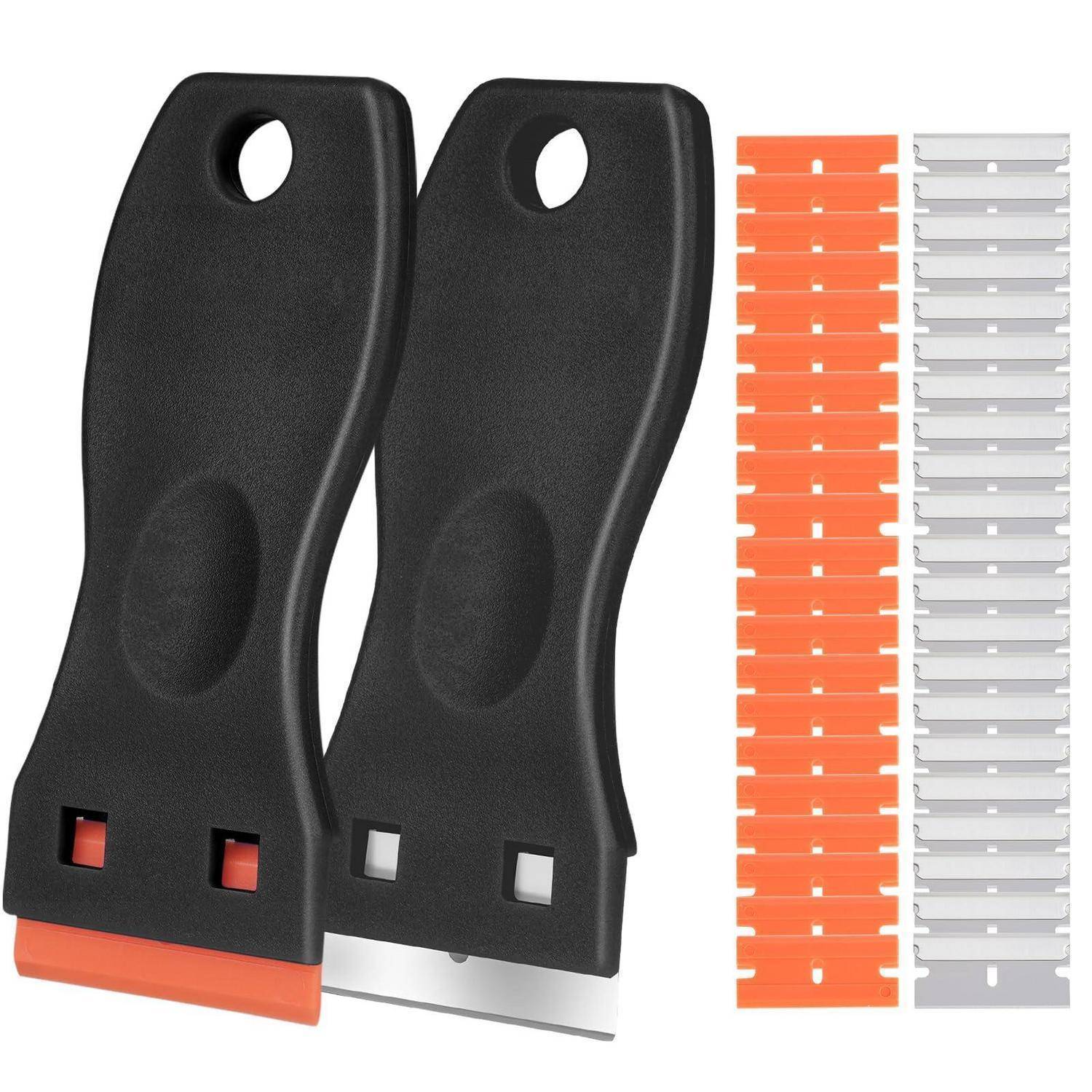 Zwei schwarze tragbare Kunststoffwerkzeuge mit orange- und silberfarbigen Klingenkanten, gezeigt mit passenden Ersatzklingenstreifen in Orange und Grau.