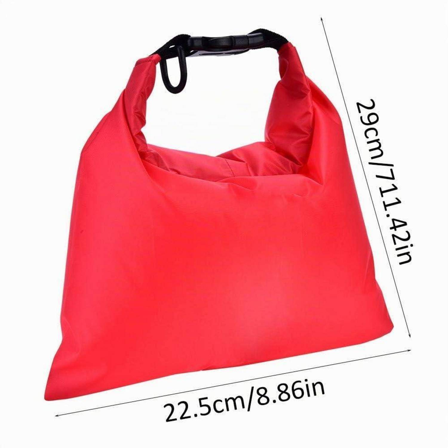 Rote wasserdichte Trockentasche mit Rollverschluss-Schnalle, gezeigt mit Abmessungen von 29 cm Höhe und 22,5 cm Breite.