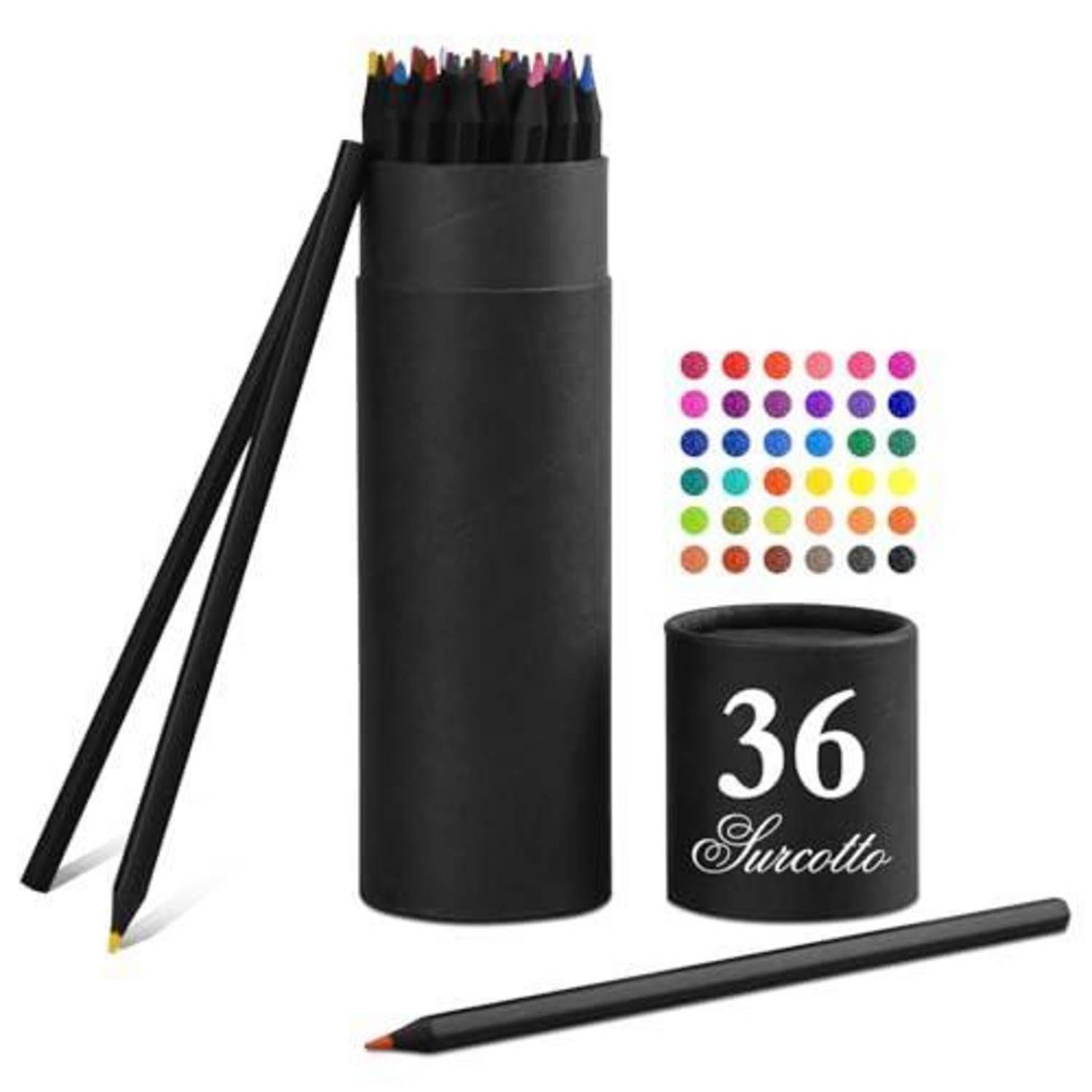 Satz von 36 schwarz gefärbten Buntstiften in einem zylindrischen Behälter, mit einer Farbmusterkarte und dem Deckel beschriftet mit „36 Surcotto".