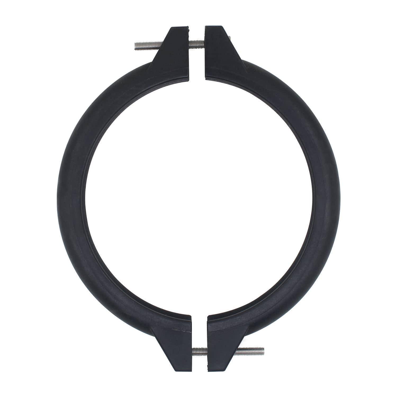 Schwarze Rohrklemme mit rundem Profil, aufgeteiltem Ring und Bolzen oben und unten auf weißem Hintergrund.
