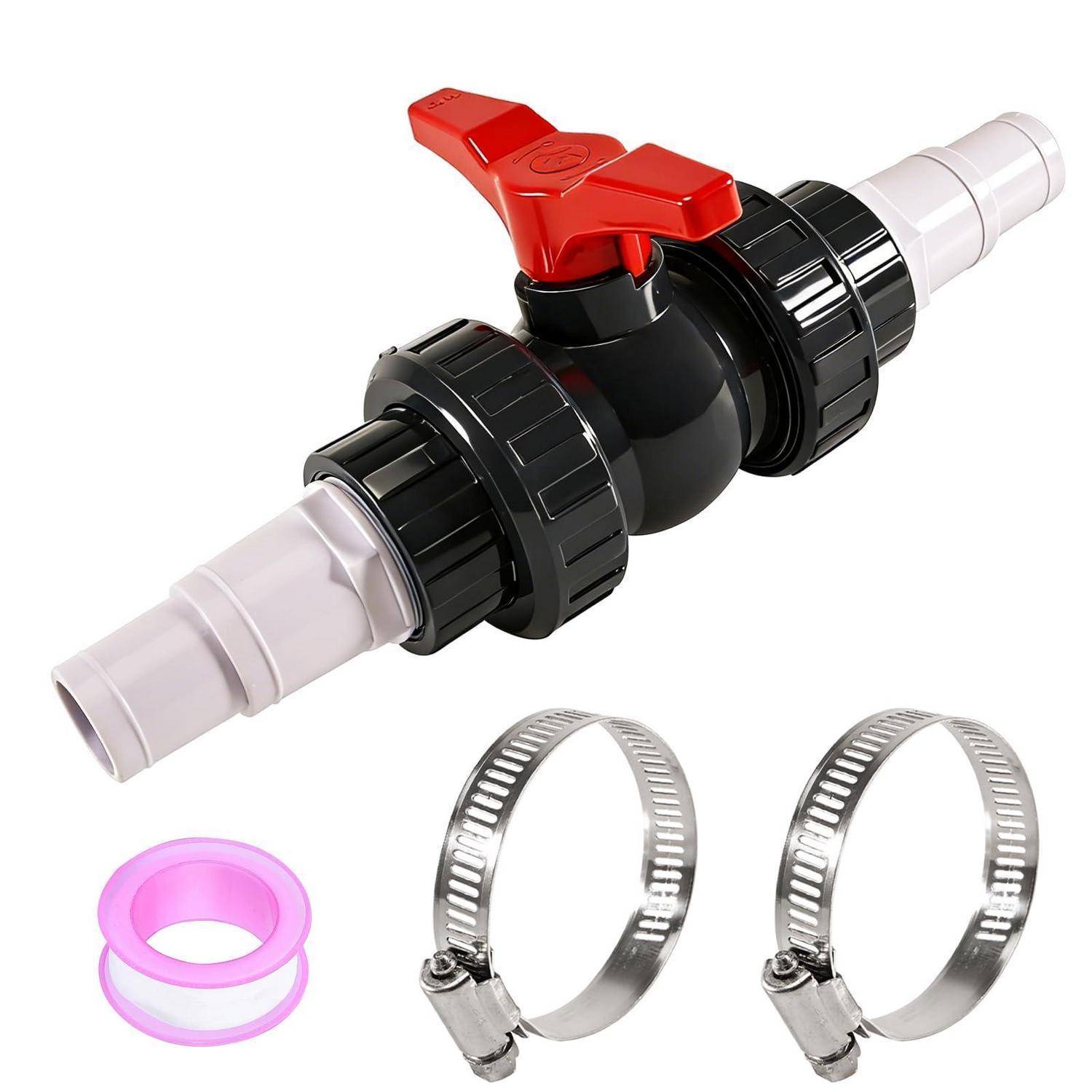 PVC-Kugelhahn mit rotem Hebegriff und zwei Schlauchschellen plus rosa Dichtungsring, dargestellt als Rohrleitungsverbindersatz.