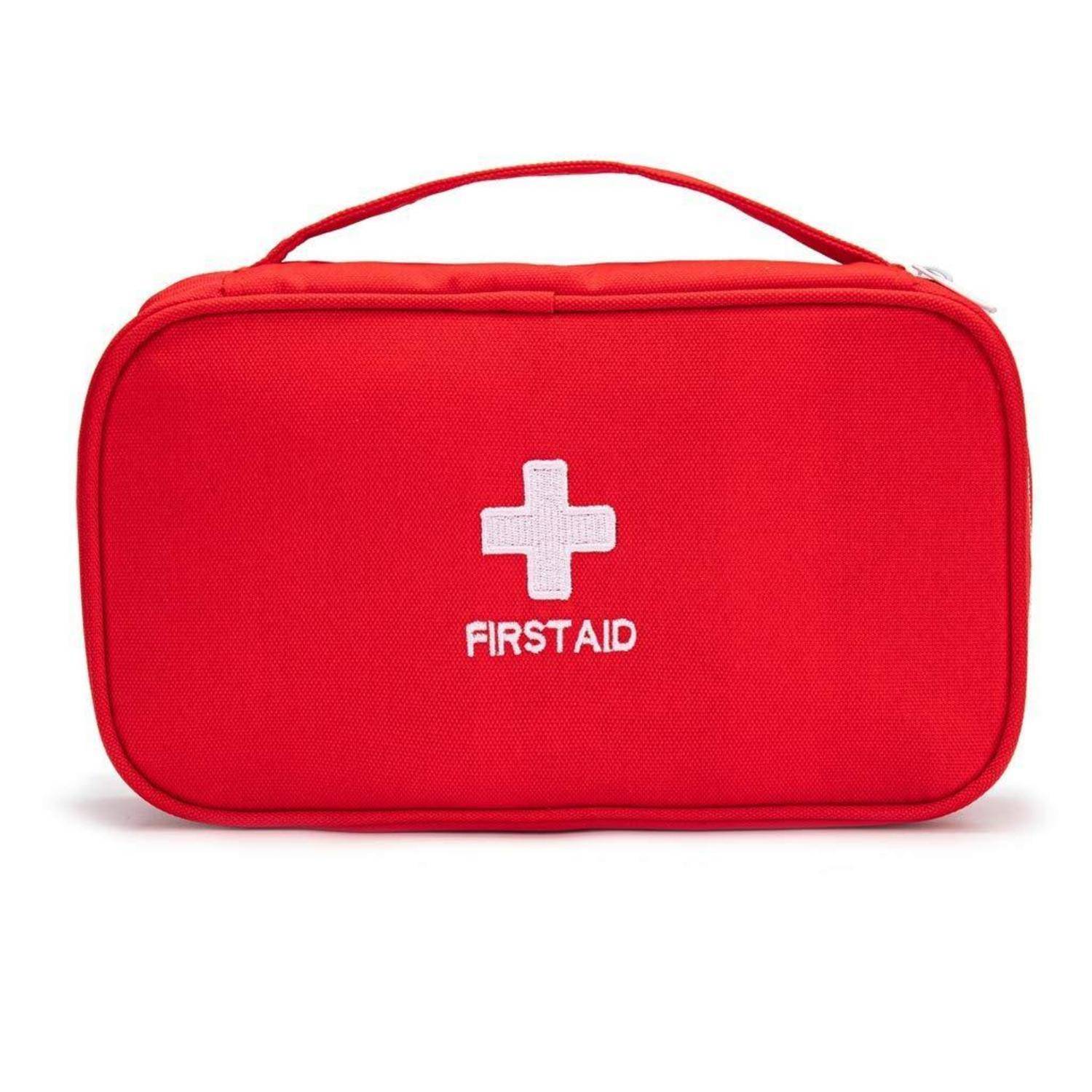 Rote Erste-Hilfe-Tasche mit weißem Kreuz und der Aufschrift „ERSTE HILFE" auf der Vorderseite, geschlossen auf weißem Hintergrund dargestellt.