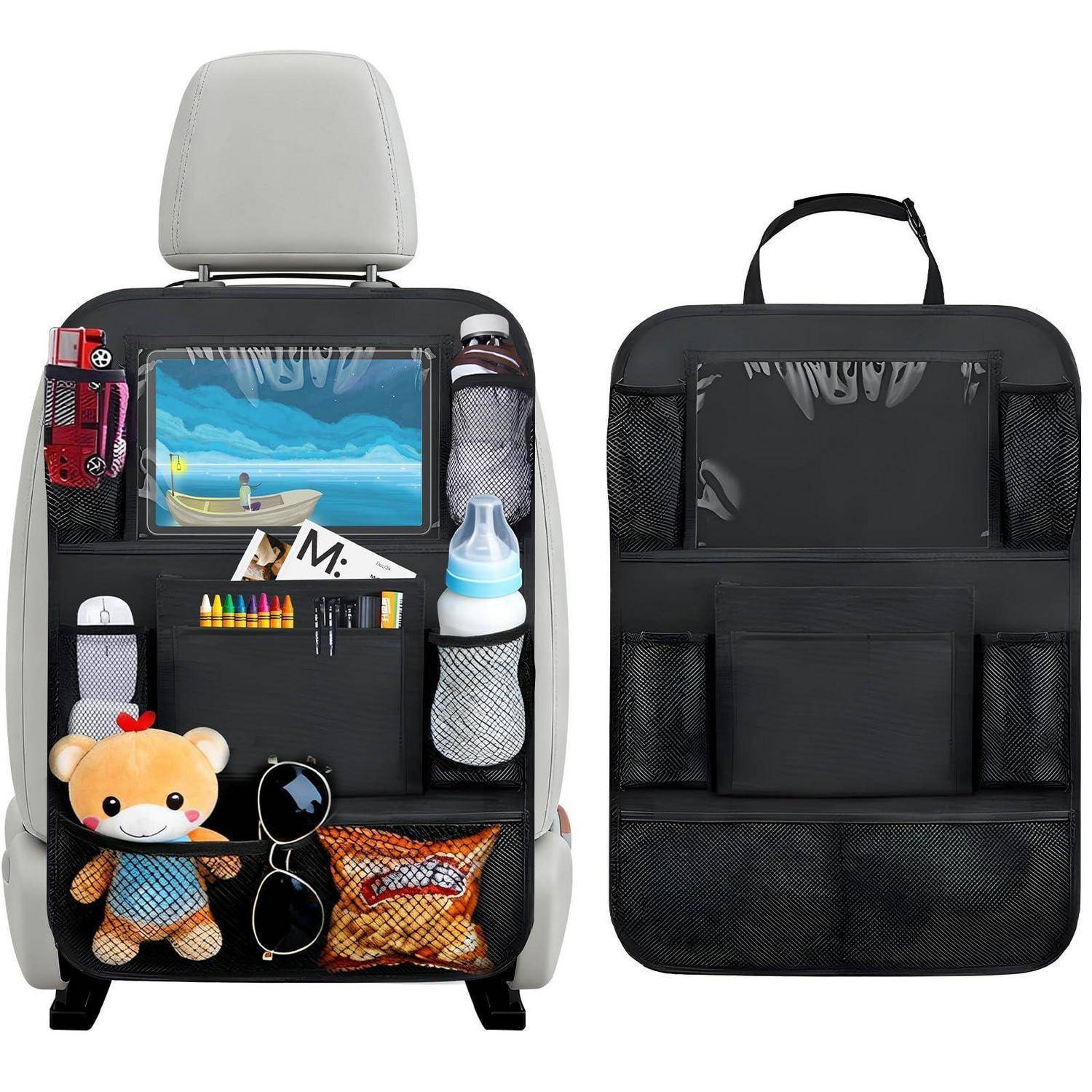Autositzrückseiten-Organizer mit Taschen und Netzfächern, gefüllt mit Spielzeugen, Snacks, Flaschen, Buntstiften und einem Tablet.