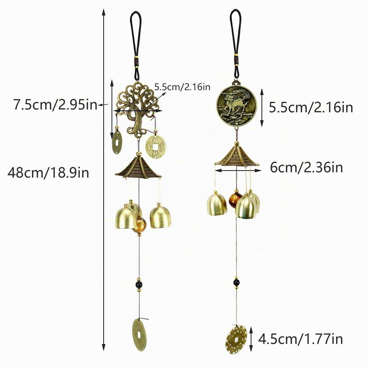 Produktvergleichsbild zweier hängender Windspiele-Ornamente mit gekennzeichneten Abmessungen in cm und Zoll, die Gesamtlänge und Größen von Schlüsselteilen zeigen.