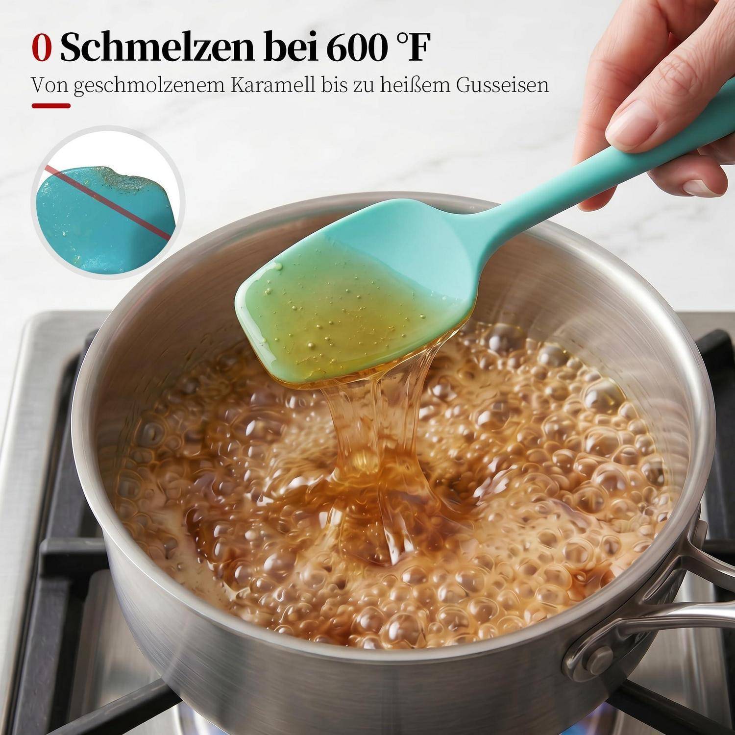 Ein Löffel hebt heißes Karamel auf, das in einem Topf auf einem Herd kocht, beschriftet mit „0 Schmelzen bei 600 °F