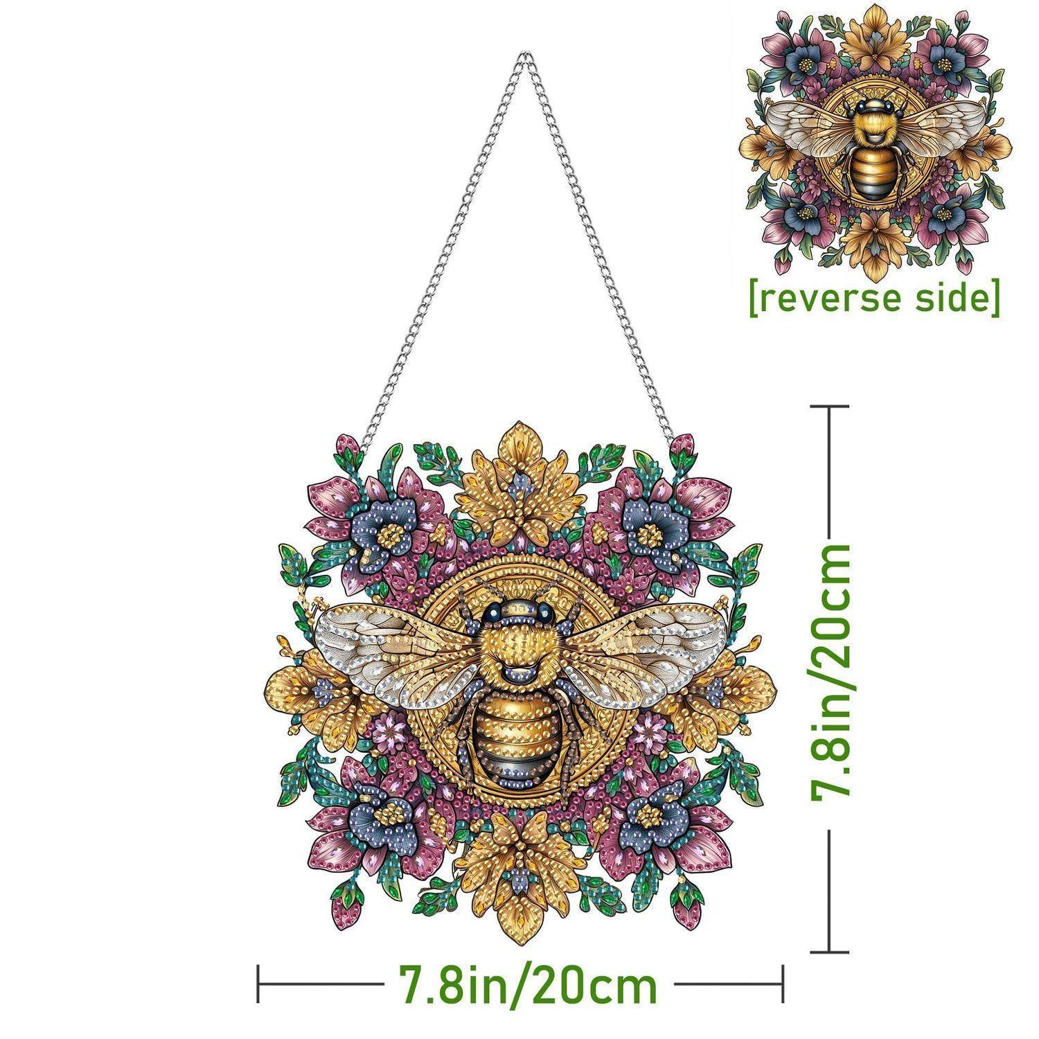 Blüten-Bienen-Wandbehang mit Kette, 7,8 x 7,8 Zoll; Ausschnitt zeigt die Rückseite.