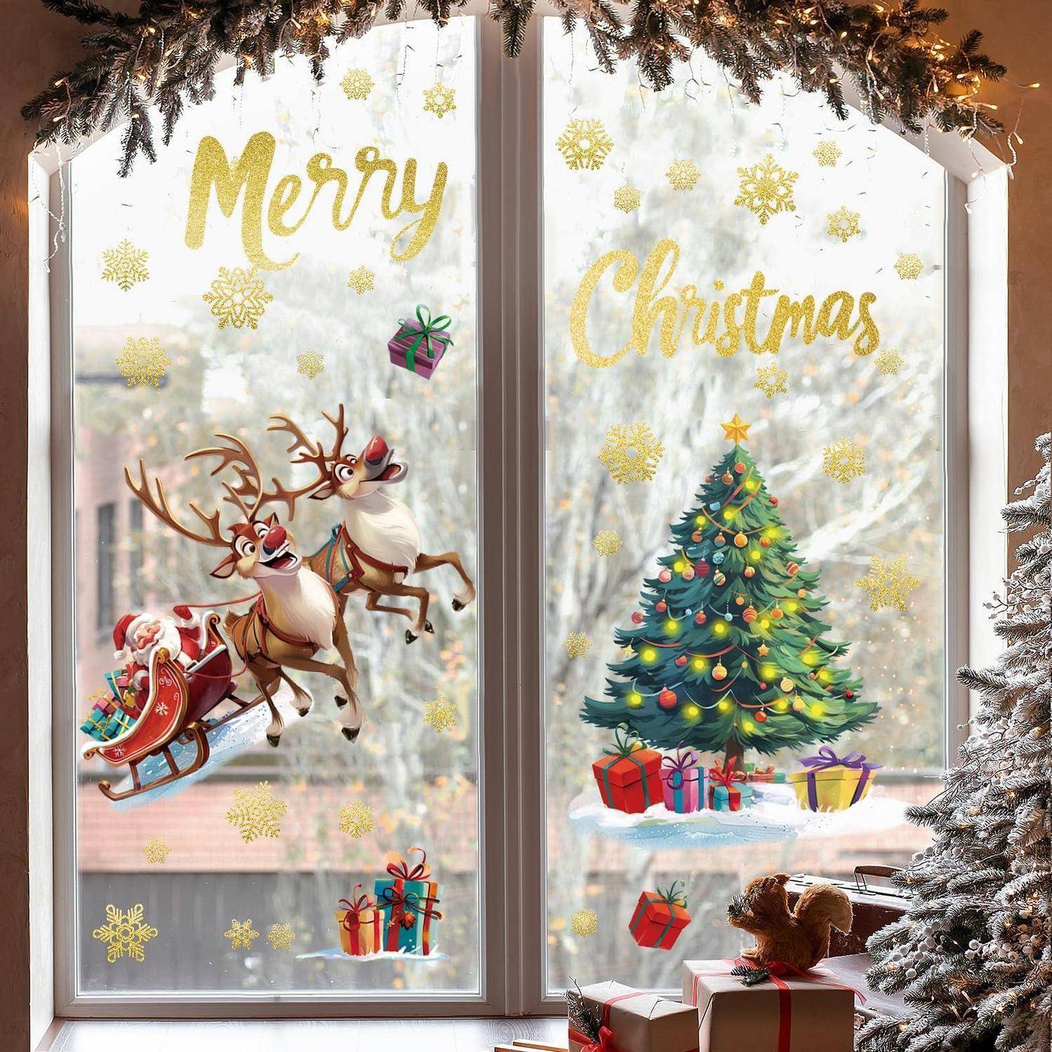 Weihnachtsfensterdekoration mit goldenem Text 