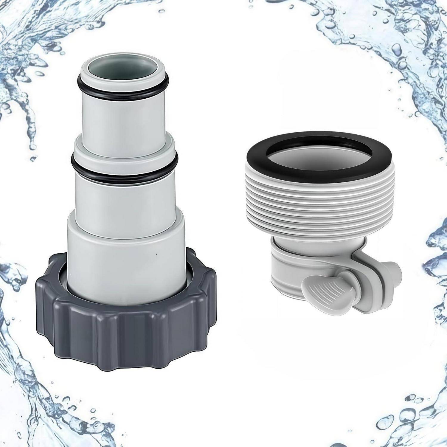 Zwei graue Schlauchverbinder/Adapter mit schwarzen Gummiabdichtungen, nebeneinander auf weißem Hintergrund mit spritzender Wasser an den Rändern gezeigt.