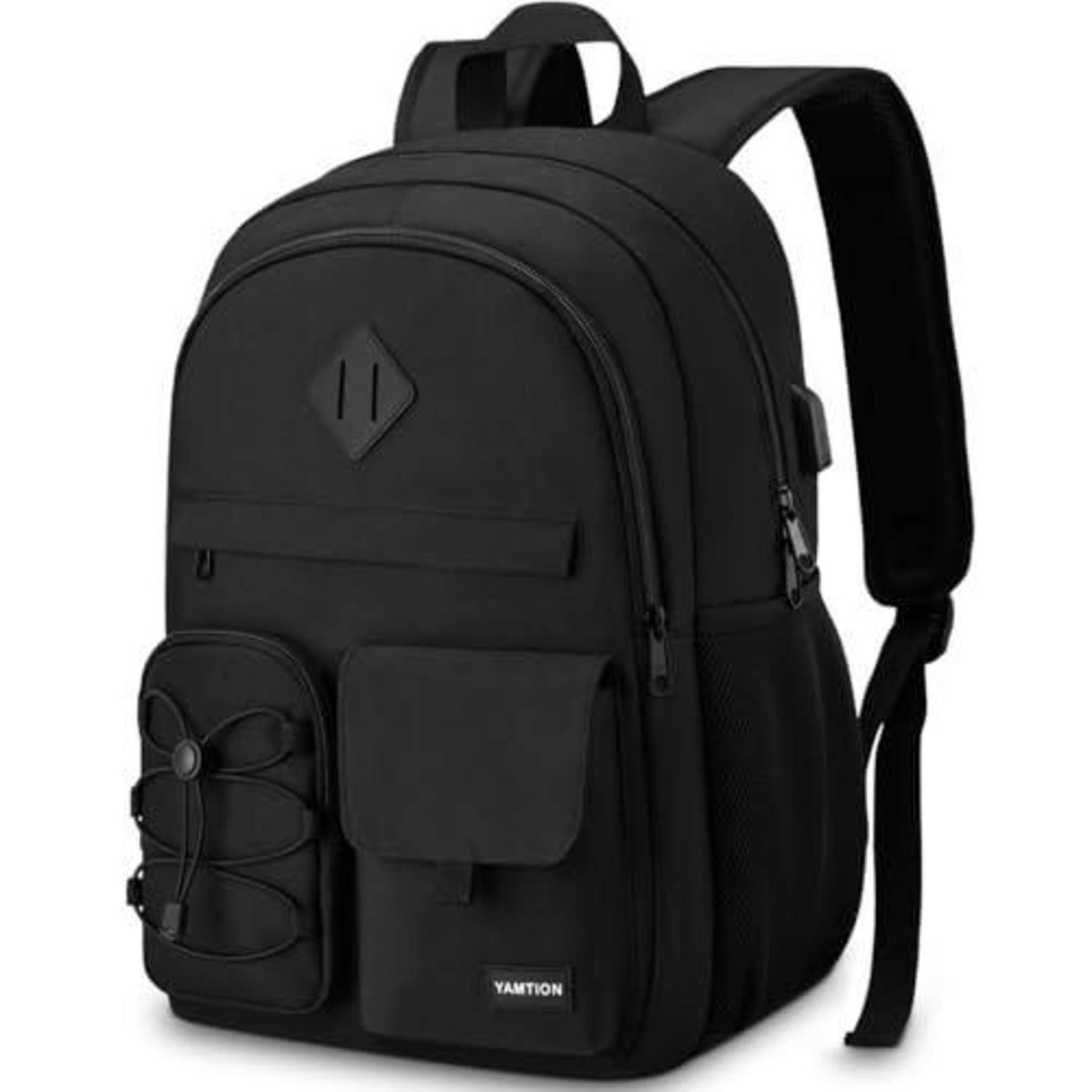 Schwarzer Rucksack mit gepolsterten Schultergurten, vorderer Reißverschlusstasche, seitlicher Netztasche und mehreren äußeren Taschen, auf weißem Hintergrund abgebildet.