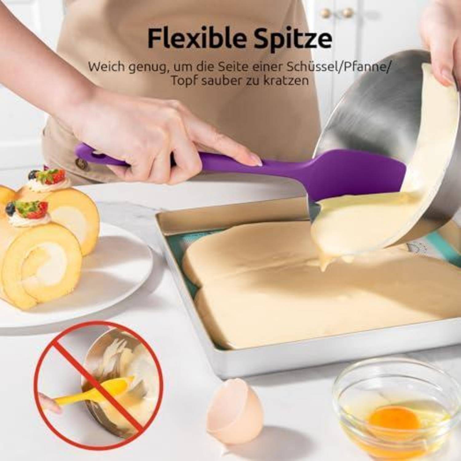 Eine Person verwendet einen violetten flexiblen Spatel, um Teig aus einer Schüssel in eine Backform zu kratzen; der Text besagt „Flexible Spitze