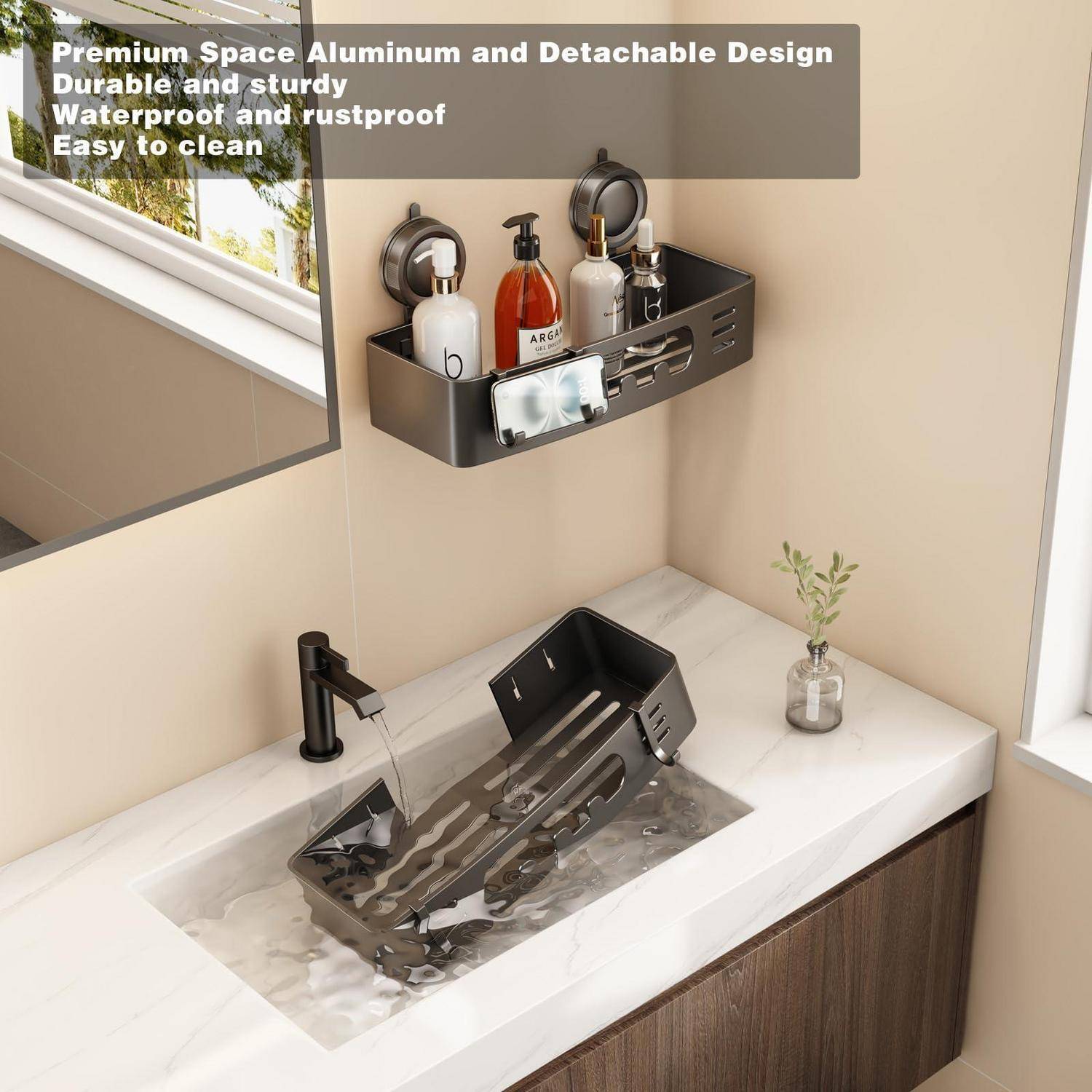 Wandmontiertes schwarzes Aluminium-Badezimmerregal und abnehmbarer Spülbecken-Caddy über einem Waschtisch, mit überlagerts Text: "Premium-Raumaluminium und abnehmbares Design"", ""Langlebig und robust"", ""Wasserdicht und rostfrei"", ""Leicht zu reinigen"