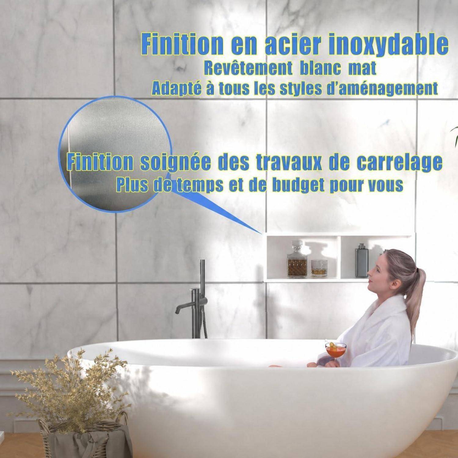 Badezimmeranzeige mit einer Frau in einer weißen Badewanne vor Marmor-Look-Wandfliesen, die „Edelstahlfinish" und „Sorgfältige Verarbeitung von Fliesenarbeiten"" mit einem weißen matten Finish bewirbt.