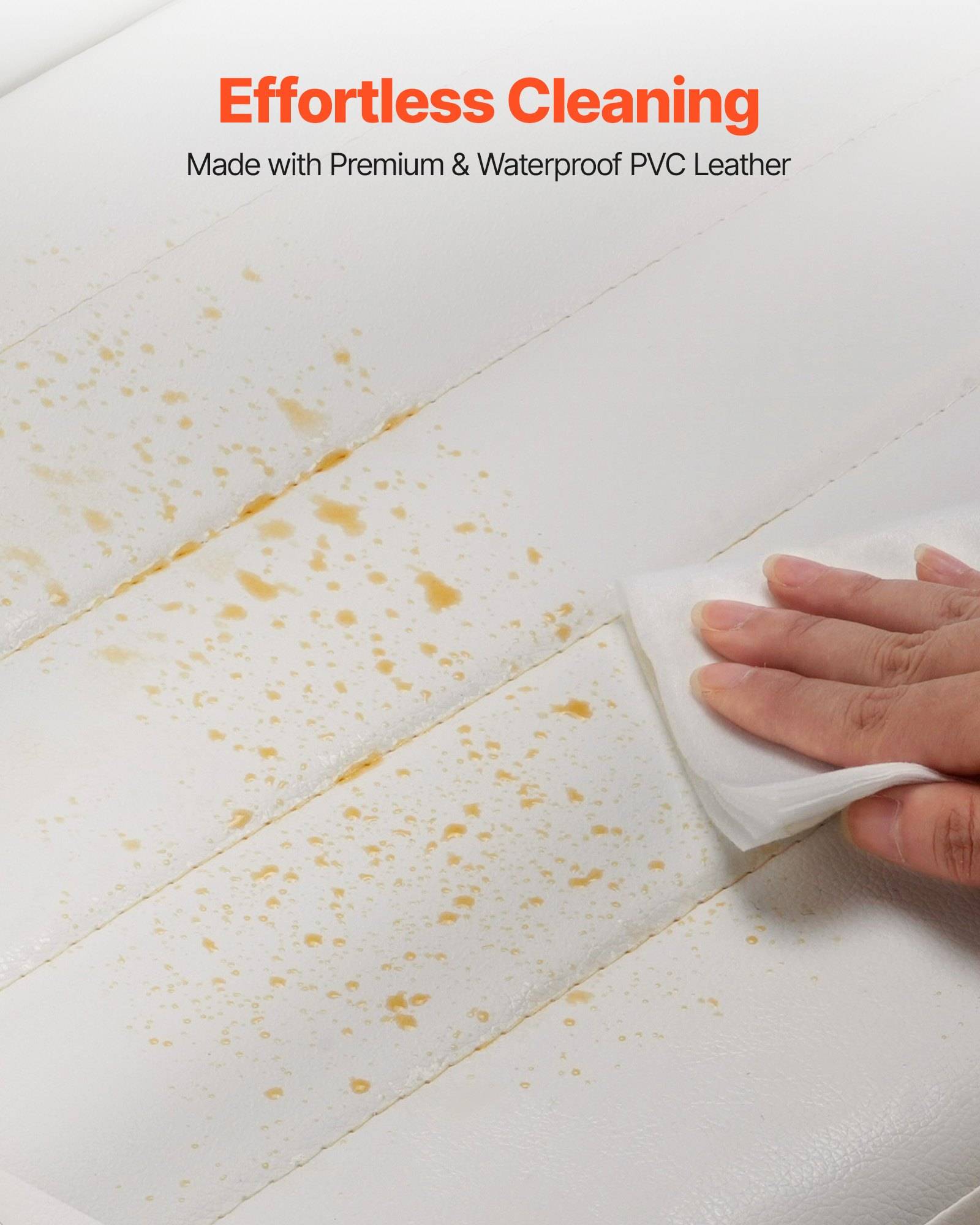 Hand wischt gelbe Flecken von einer weißen PVC-Lederfläche ab, was mühelose Reinigung zeigt; Text lautet „Mühelose Reinigung" und „Hergestellt mit Premium- und wasserdichtem PVC-Leder"