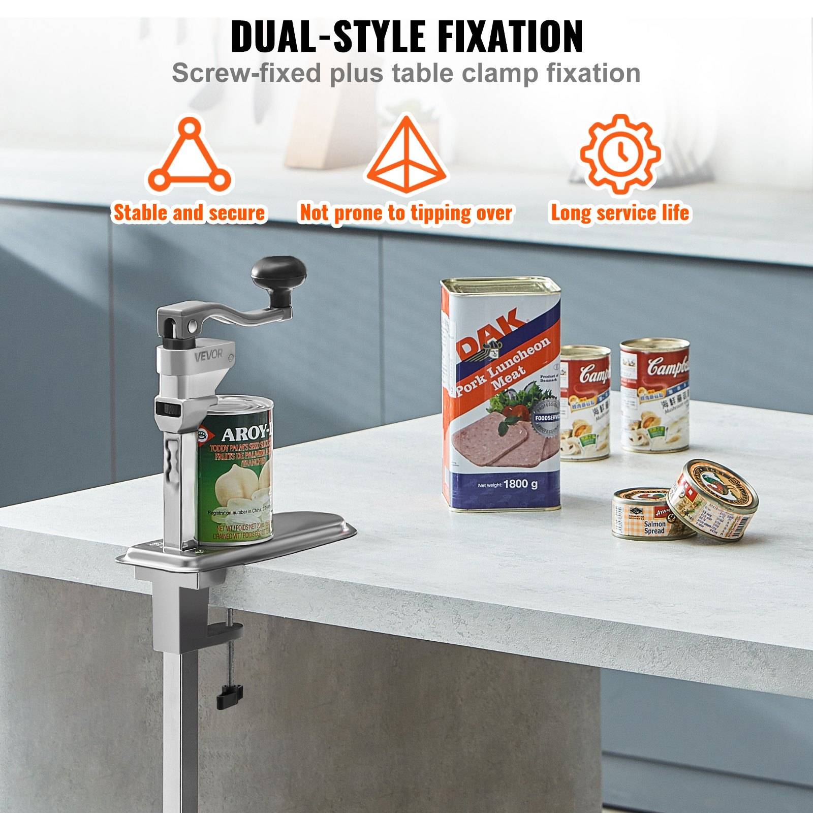 Produktbild eines zweigeteilten Dosenöffners/Schraubstocks mit der Bezeichnung „DUAL-STYLE FIXATION" und „Schraubfixierung plus Tischklemmen-Fixierung"", das stabile, sichere, kippresistente Langzeitnutzung auf einer Arbeitsplatte zeigt.