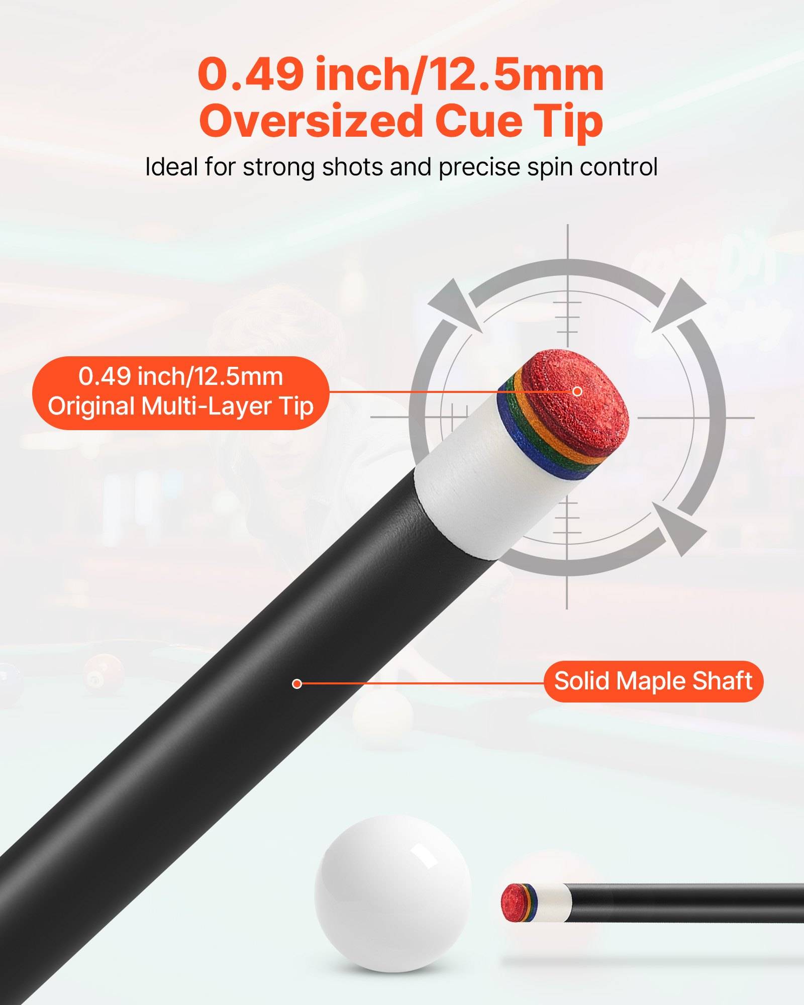 Illustration eines Queues mit Hervorhebung einer 0,49 Zoll/12,5 mm übergroßen Queuespitze und einem massiven Ahornschaft, mit Beschriftungen, die starke Schüsse und präzise Spincontrol fördern.
