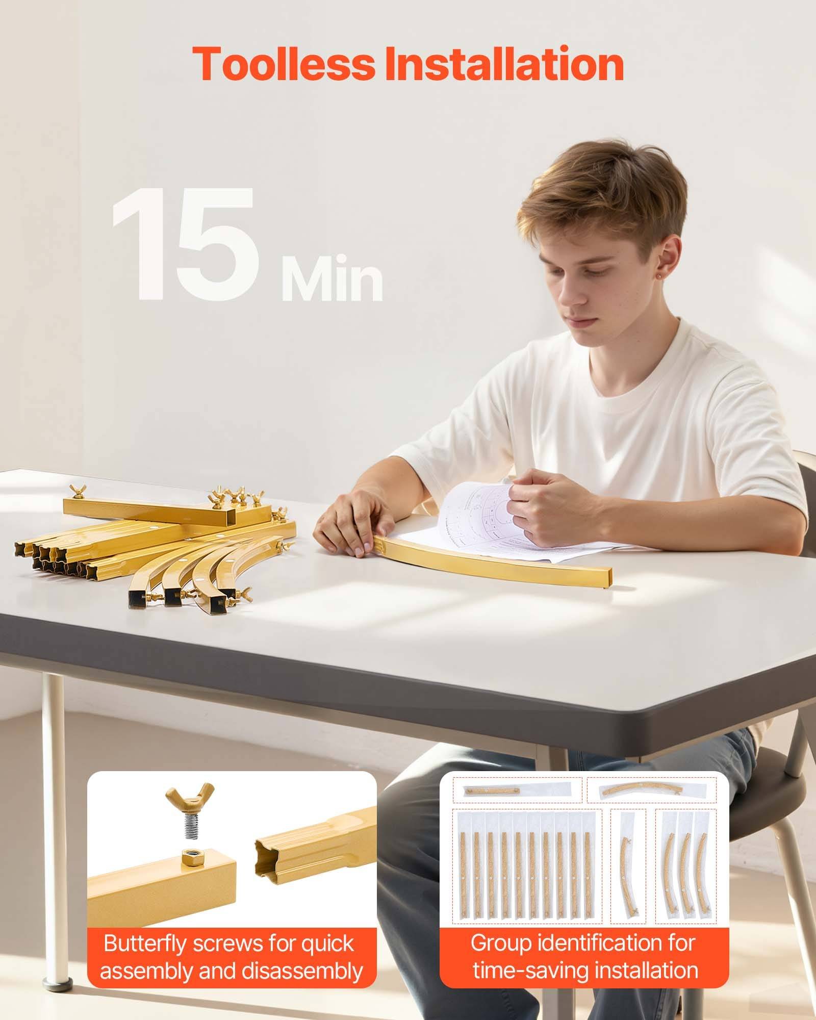 Junger Mann montiert einen goldfarben Rahmen auf einem Tisch, mit Text „Werkzeugfreie Installation" und „15 Minuten""; eingefügte Hinweise zeigen Schmetterlingsschrauben und gekennzeichnete Teile für schnelle Montage.
