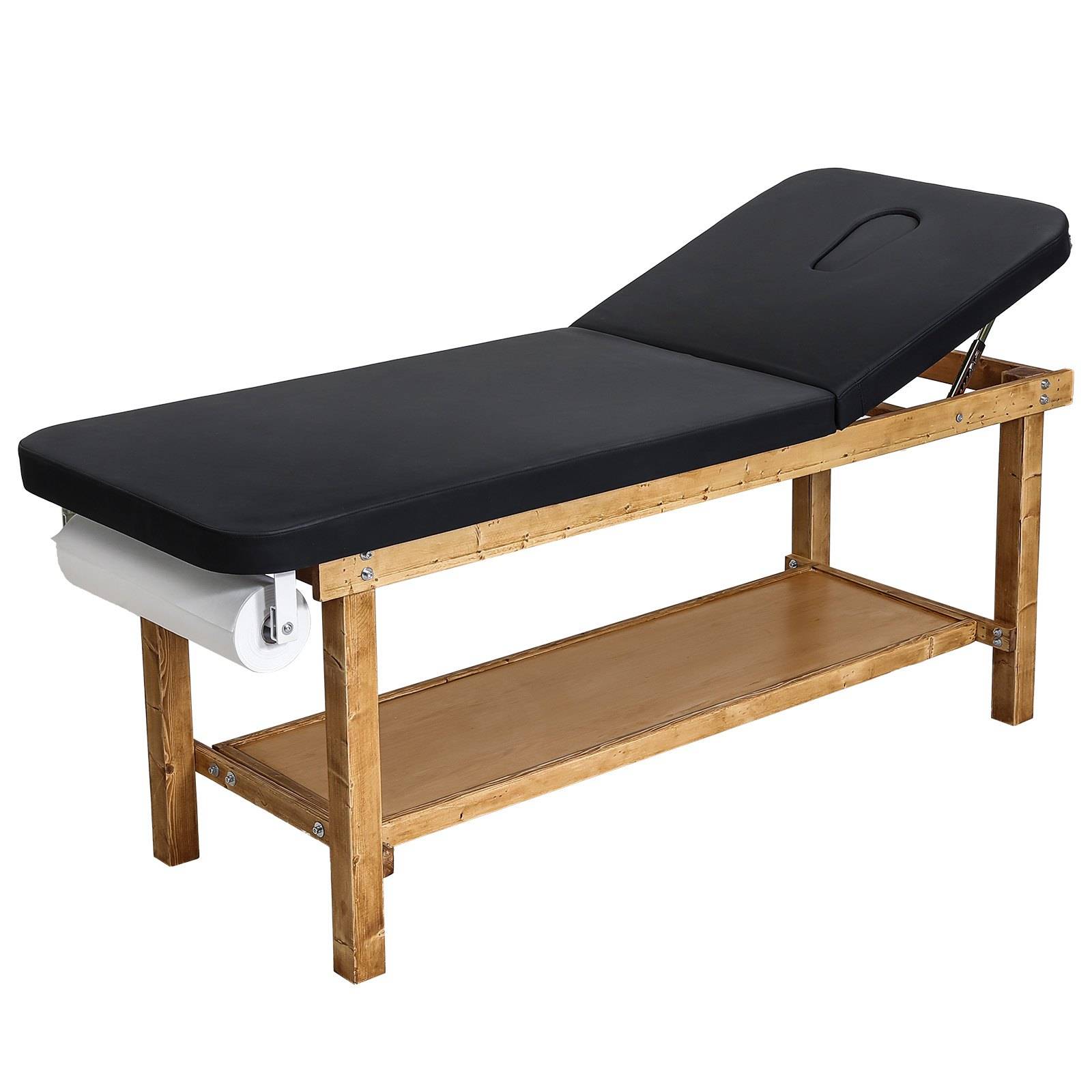 Schwarzer gepolsterter Massagetisch mit verstellbarer Rückenlehne und Holzrahmen auf einem unteren Regal, isoliert auf weißem Hintergrund