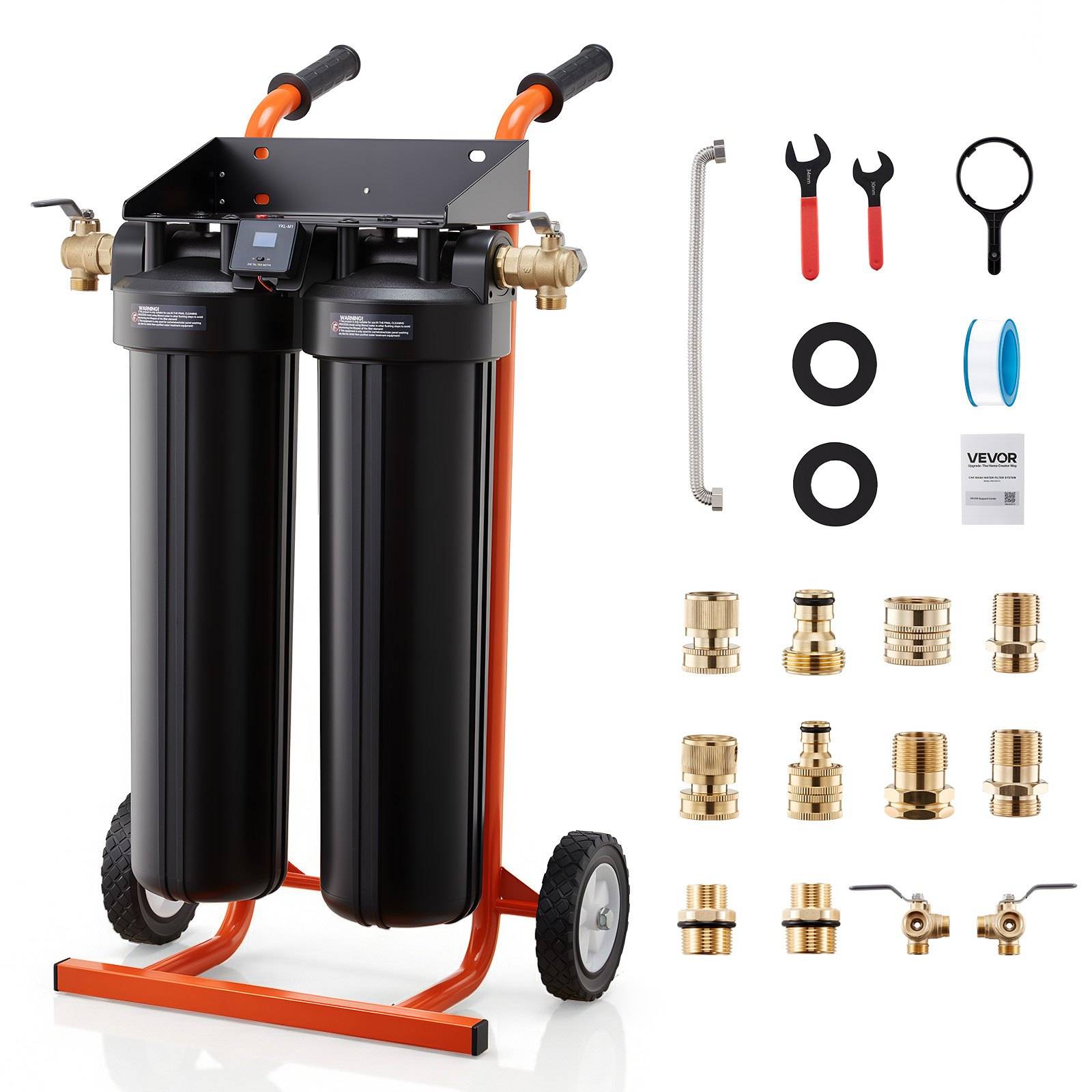 Duales Wasserfiltrationsanlage mit zwei Behältern auf einem mobilen orangefarbenen Rahmen, dargestellt mit Montagezubehör, Dichtungen, Schraubenschlüsseln und Adaptern.