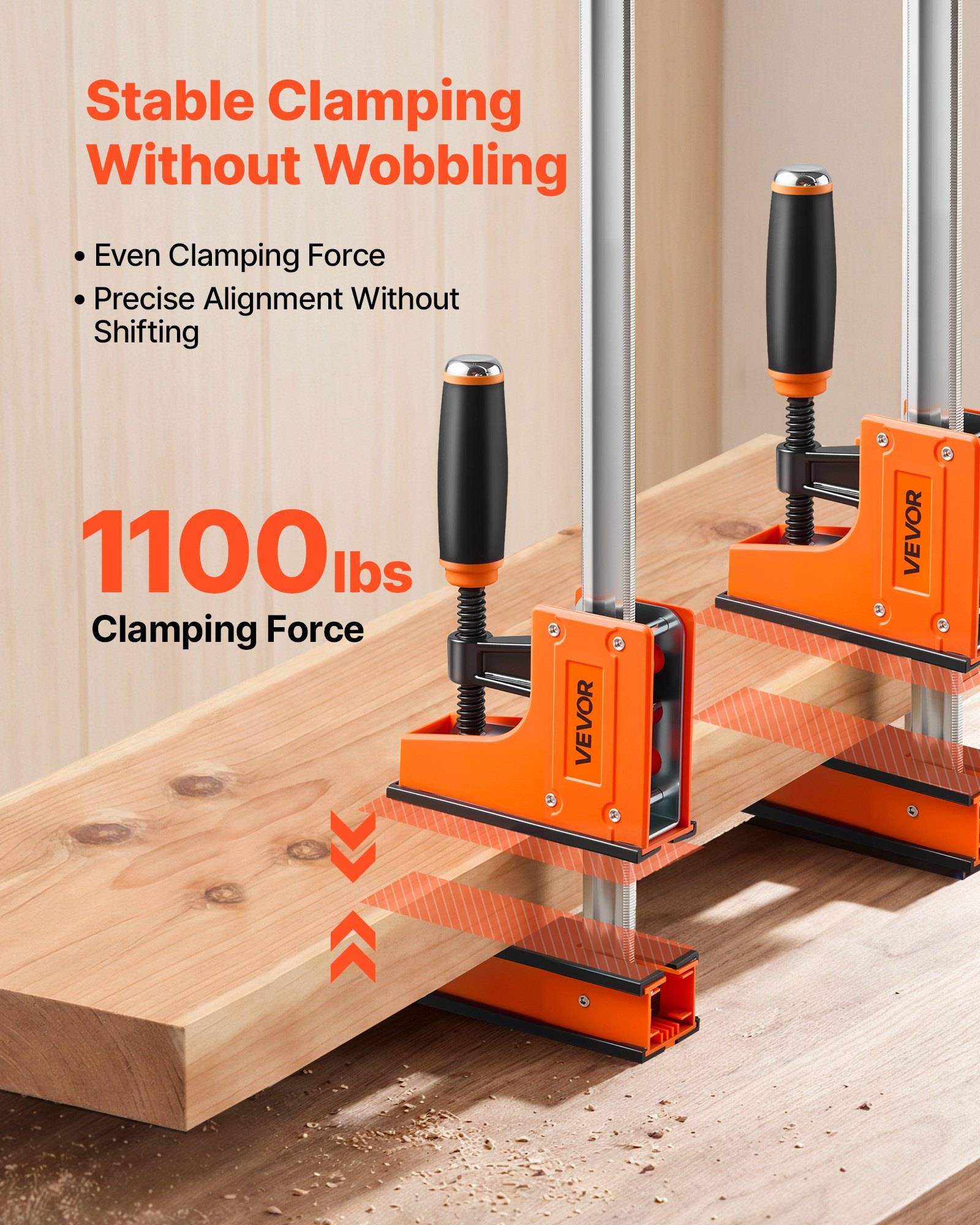 Werbebild von zwei orangefarbenen Schraubzwingen, die ein Holzbrett sichern, mit Hervorhebung von „Stabiles Spannen ohne Wackeln