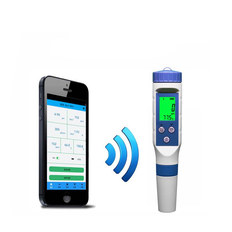 Smartphone-App drahtlos mit einem tragbaren digitalen Messgerät verbunden, dargestellt durch ein Bluetooth-Signal zwischen ihnen.