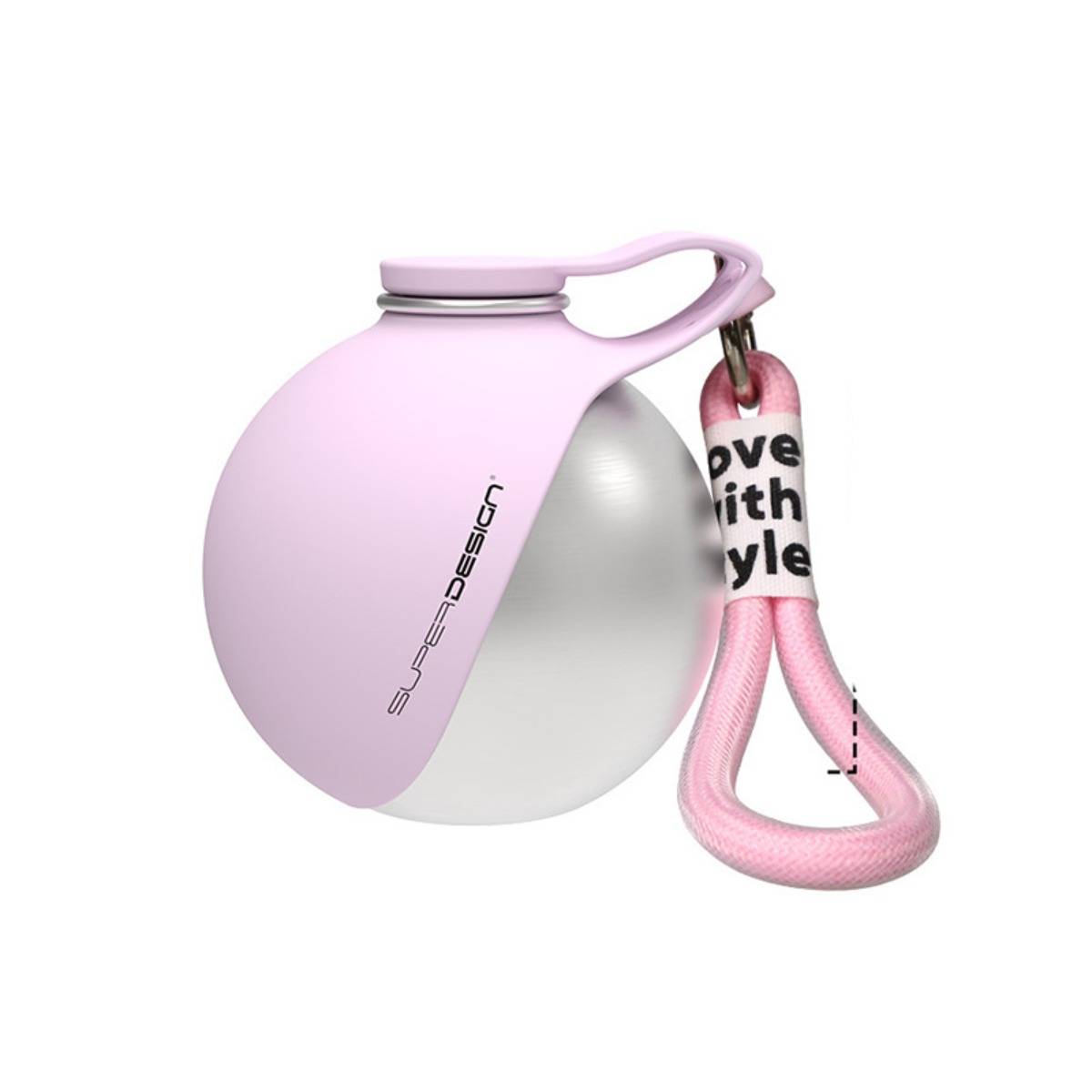 Pastell-rosa und silberne Wasserflasche mit einer rosa Schlaufe und einem „love with style