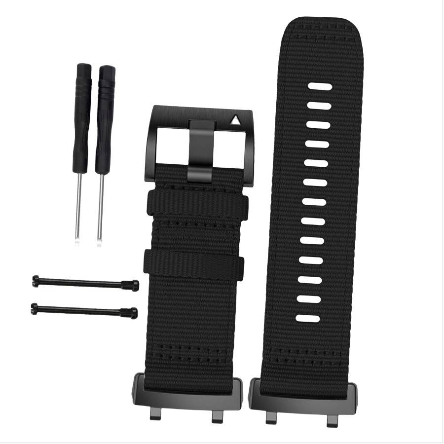 Schwarzes Uhrenarmband-Austauschset mit Schnalle, zwei Riemen und kleinen Schraubendreher-Werkzeugen auf weißem Hintergrund.