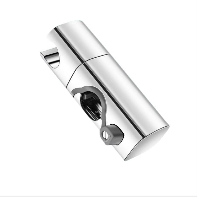 Chrom-Handbrausenkopf mit verstellbarem Winkelhalter auf weißem Hintergrund.