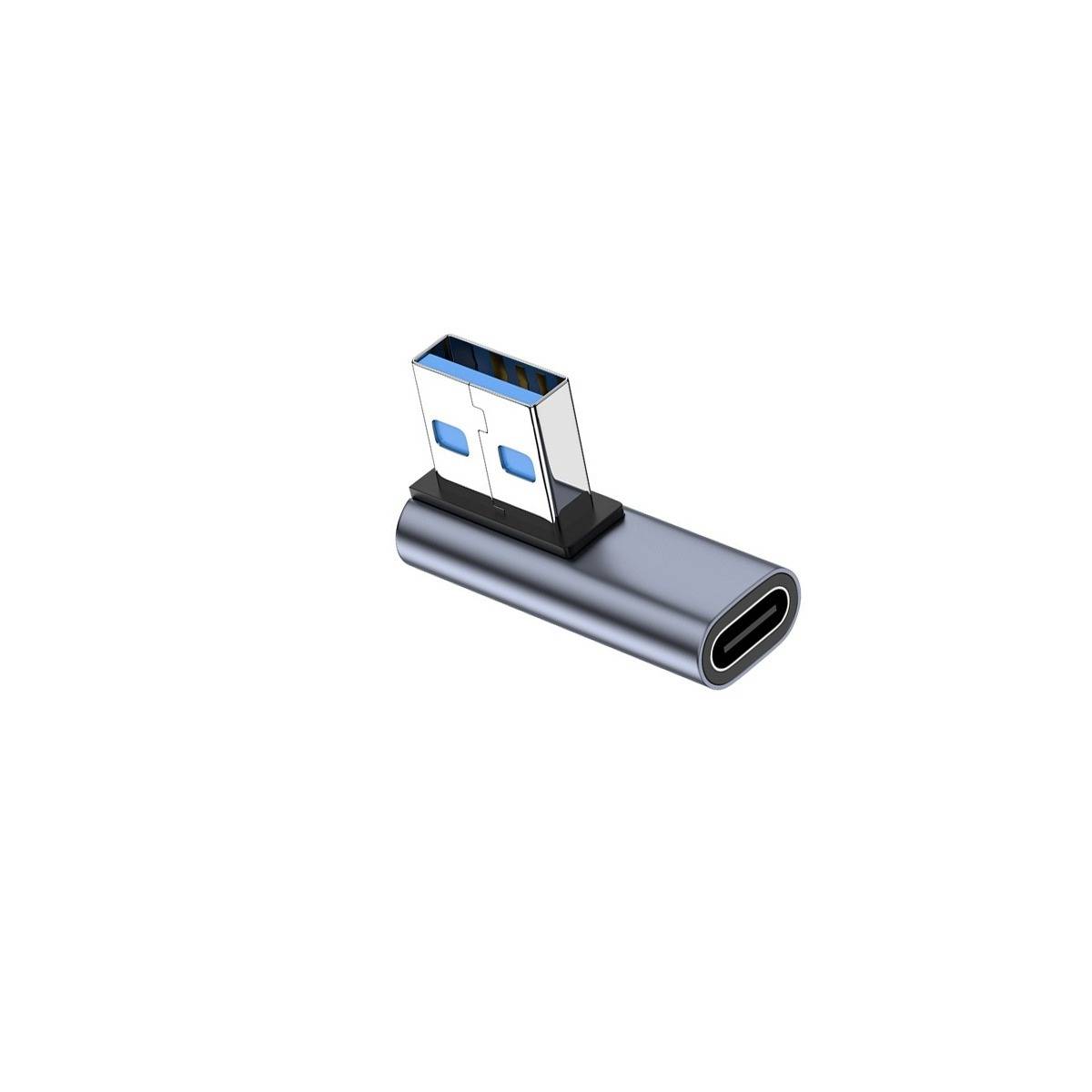 USB-A-Stecker auf USB-C-Adapter mit einem kleinen metallischen Anschluss auf einem zylindrischen grauen Gehäuse, dargestellt auf weißem Hintergrund.