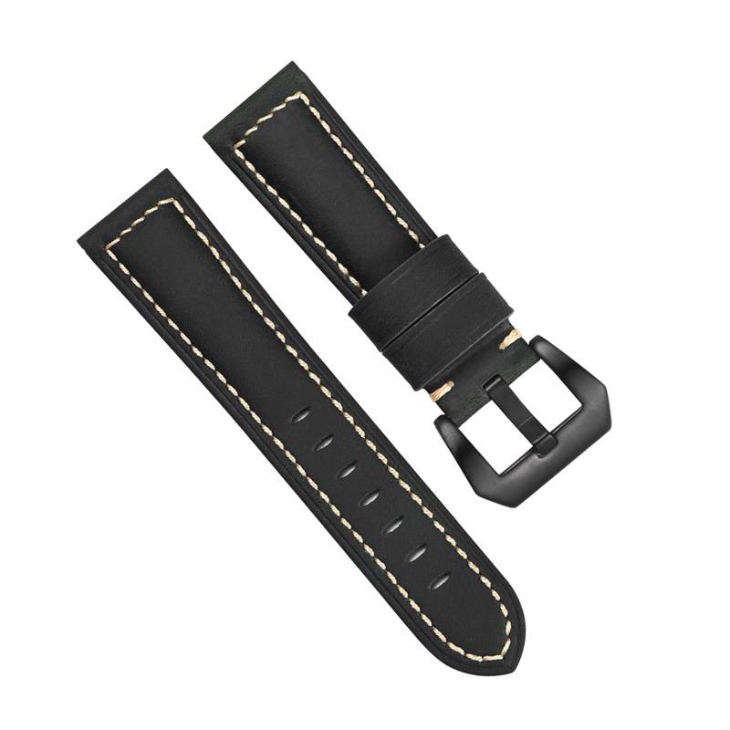 Schwarzes Lederarmband mit weißer Naht und schwarzer Schnalle, freistehend auf weißem Hintergrund dargestellt.