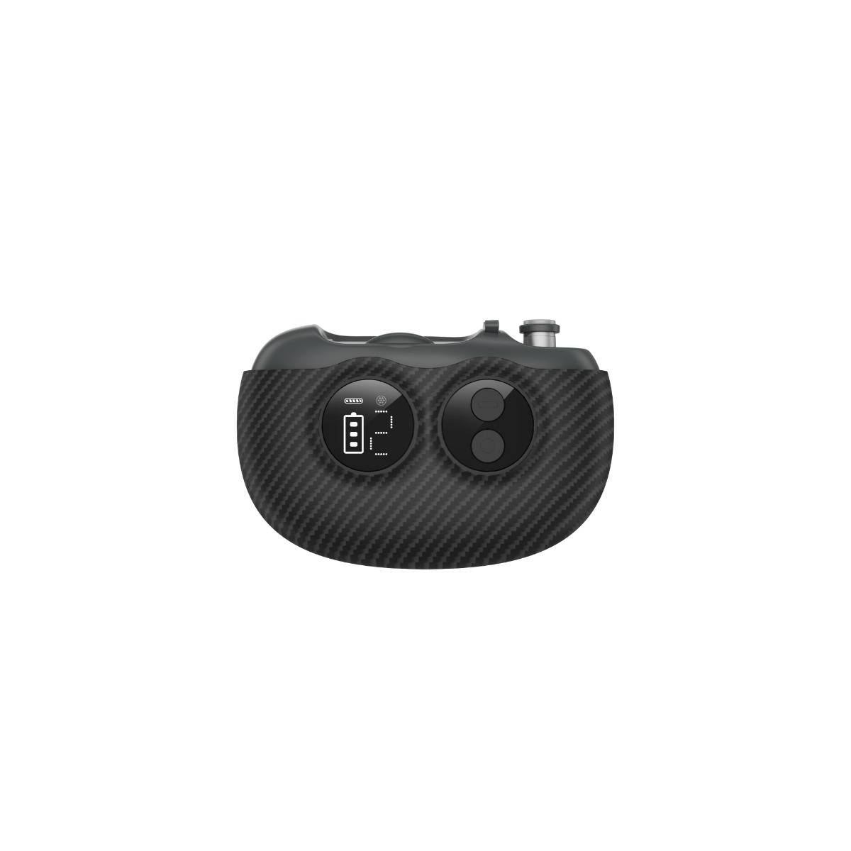 Tragbares Gerät oder Controller aus schwarzem Kohlefaser-Texturiertem Material mit zwei kreisförmigen Frontbedientelementen, einer Batterieanzeige und oberen Tasten.