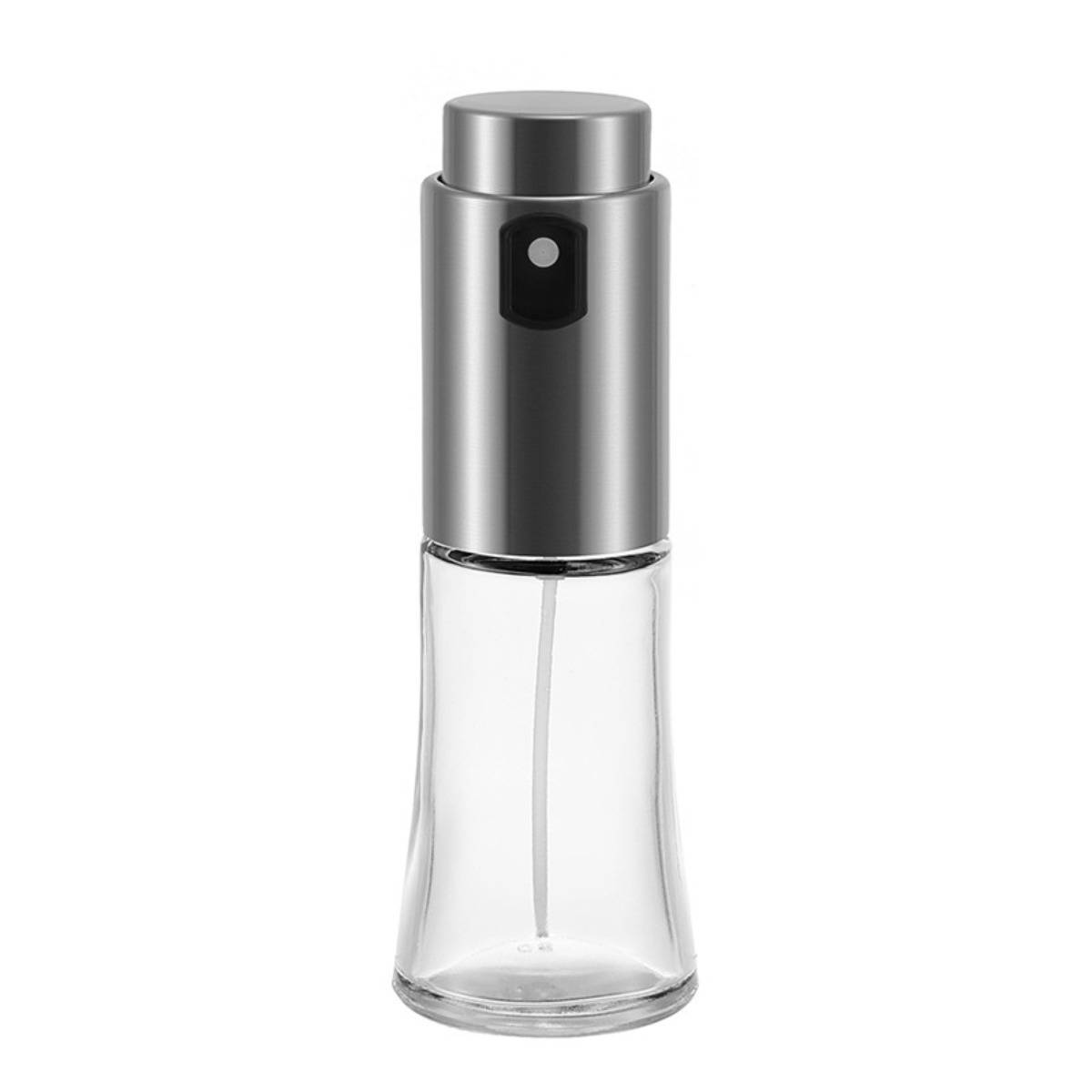 Tragbare Silbersprühflasche mit durchsichtigem Glaskörper und Pumpzerstäuber, isoliert auf weißem Hintergrund dargestellt.