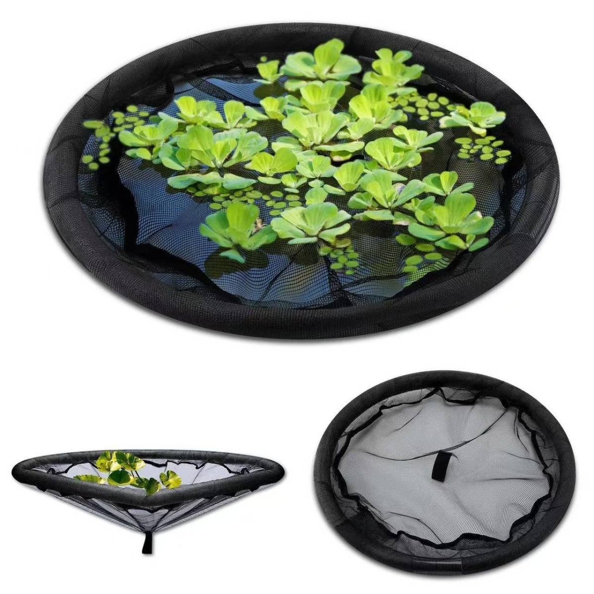 Rundes schwarzes Teichkorbgeflecht mit schwimmenden Wasserpflanzen, dargestellt von oben, von der Seite und von der Unterseite auf weißem Hintergrund.