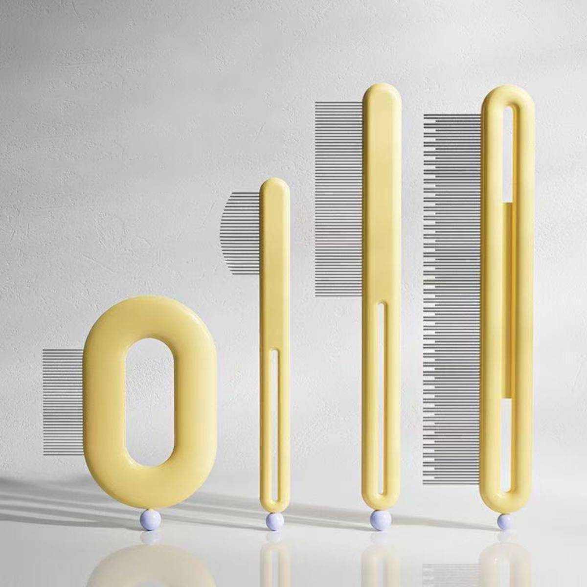 Abstrakte 3D-Illustration von vier gelben abgerundeten vertikalen Formen auf weißem Hintergrund, die stilisierte Zahlen oder Buchstaben mit gestreiften Akzenten und weichen Schatten ähneln.