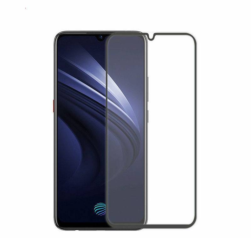Smartphone-Vorderansicht mit einem klaren Displayschutzfolie daneben ausgerichtet, die Passung und Kantenabdeckung zeigt.