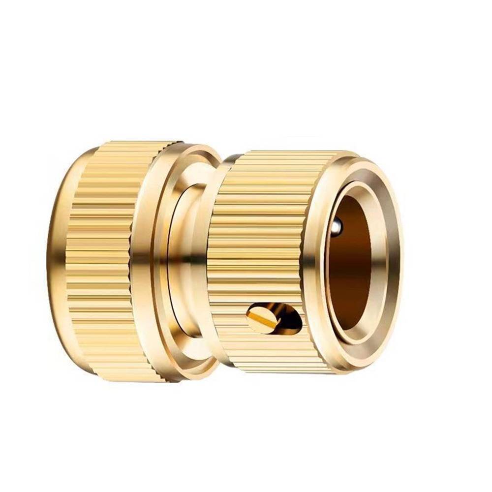 Goldmetall-Schlauchverbinder mit gerilltem Griff und Gewinde an den Enden auf weißem Hintergrund.