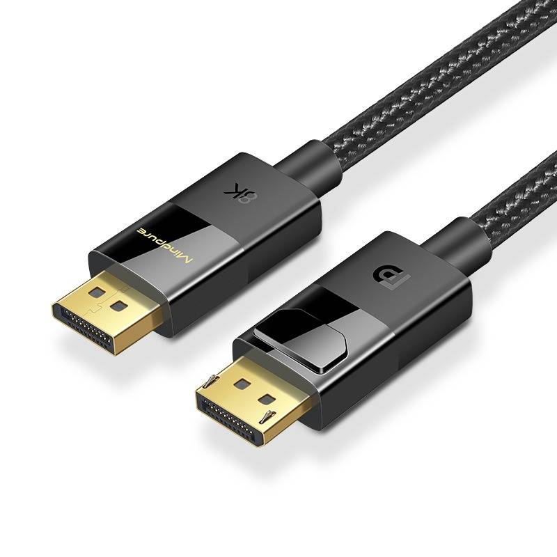 Zwei geflochtene DisplayPort-Kabel mit vergoldeten Anschlüssen, in einer Nahaufnahme auf weißem Hintergrund gezeigt.