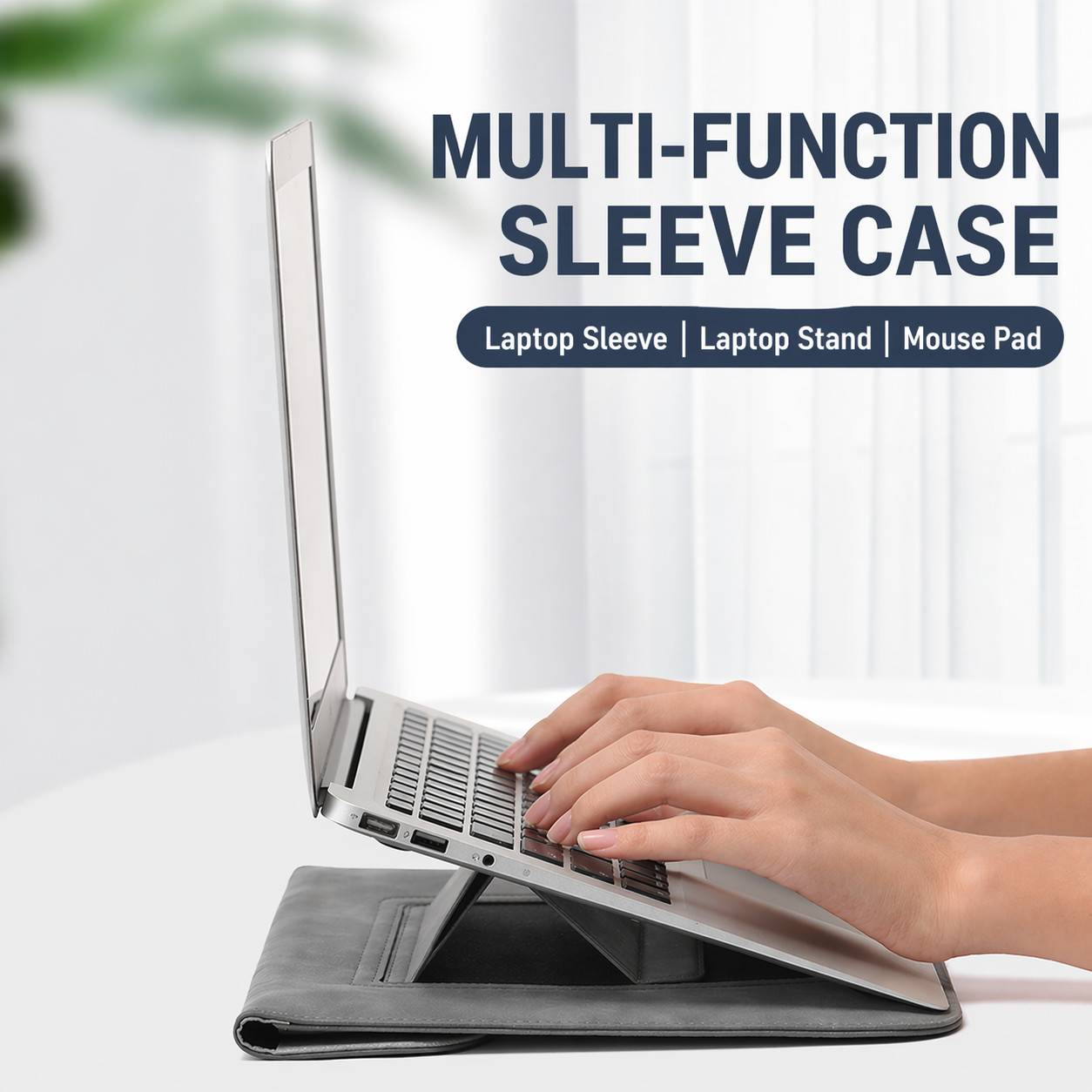 Laptop in einer Schutzhülle aufgestellt als Ständer während die Hände tippen; Text besagt „MULTIFUNKTIONALE SCHUTZHÜLLE" und „Laptop-Tasche | Laptop-Ständer | Mousepad"".