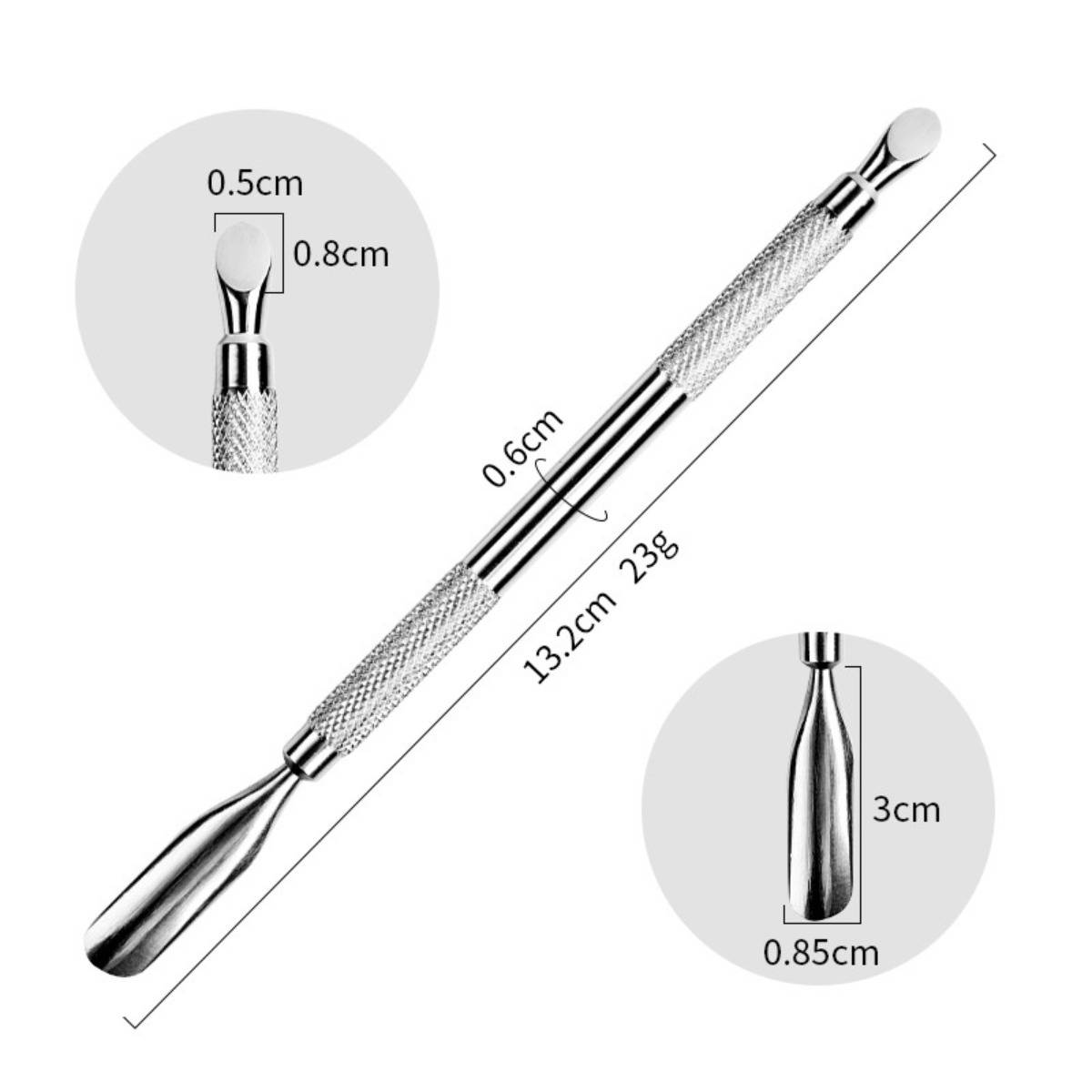 Kommentiertes Bild eines beidseitig verwendbaren Nagelhaut-Schiebers aus Edelstahl mit einer Länge von 13,2 cm, einem Gewicht von 23 g und Spitzenbreiten von 0,5 cm, 0,8 cm, 0,6 cm und 0,85 cm.