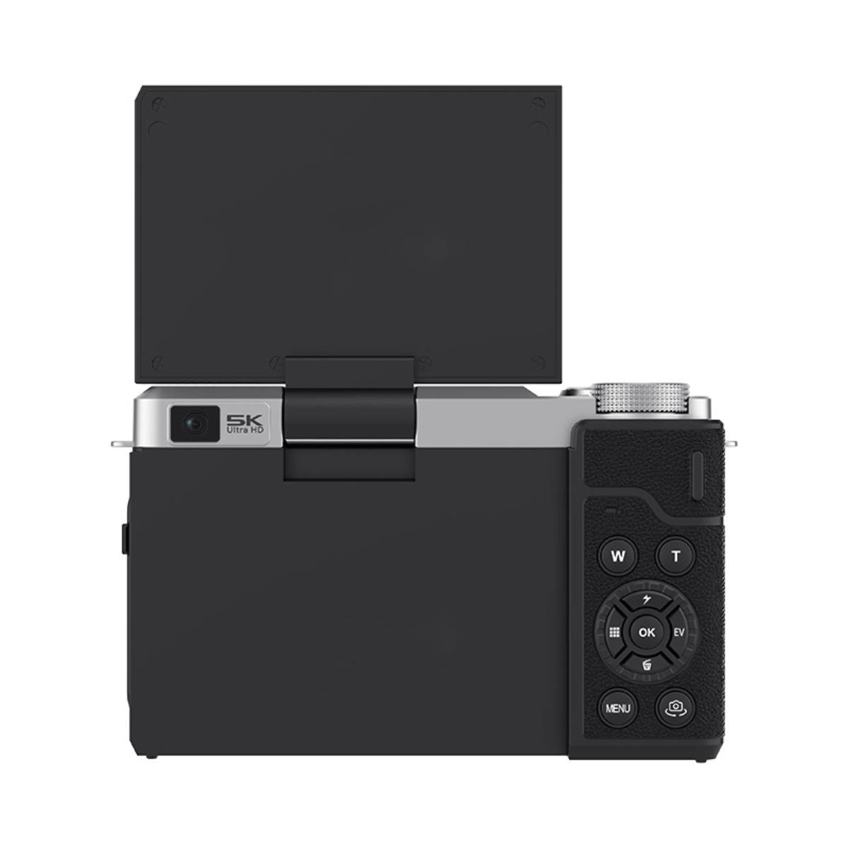 Kompakte schwarze 5K Ultra HD Kamera mit hochklappbarem Display, Bedienungstasten auf der Rückseite und strukturiertem Griff, frontal vor weißem Hintergrund fotografiert.