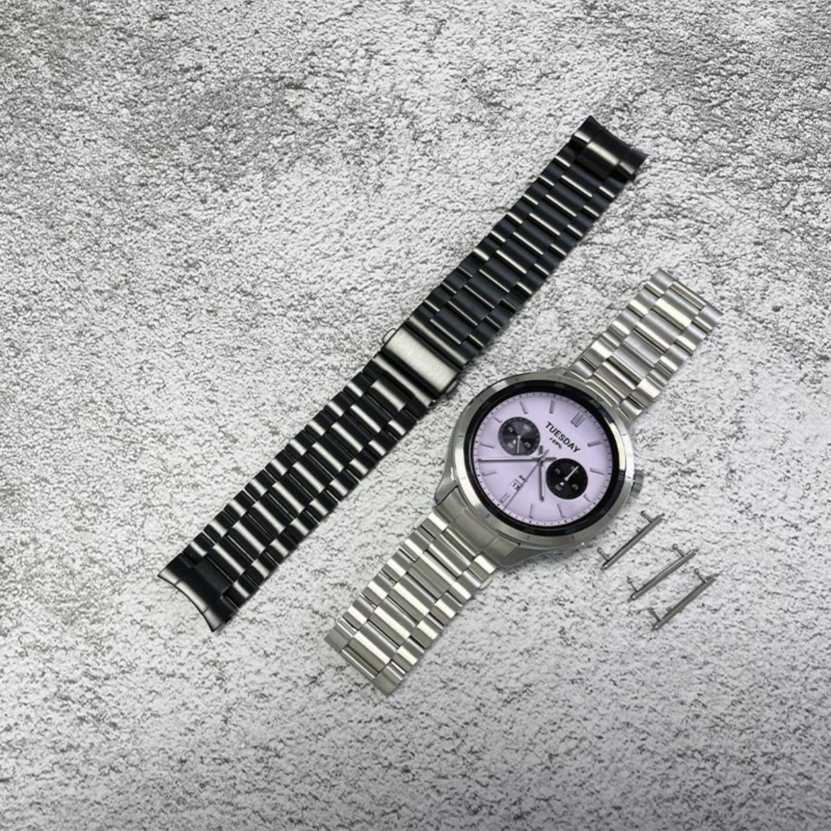 Gebogenes Drei-Glieder Edelstahl-Uhrenarmband mit Flacher Schließe, kompatibel mit Xiaomi Watch S4 — 20cm x 2.2cm, Mehrere Farben Black