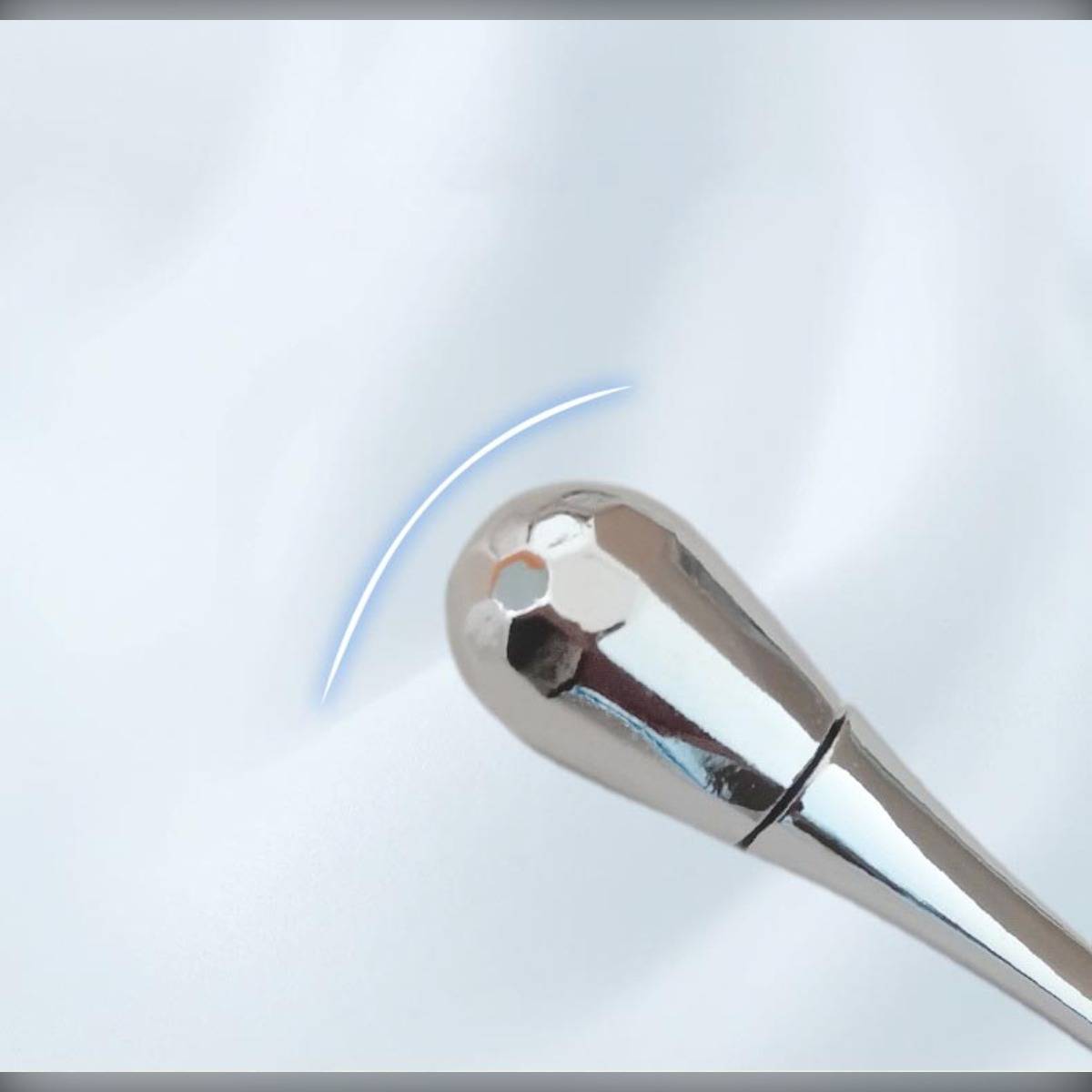 Zinklegierung Rollender Augencreme-Massage-Stick – rotierender Perlen-Applikator für Augen, Gesicht und Hals, Silber