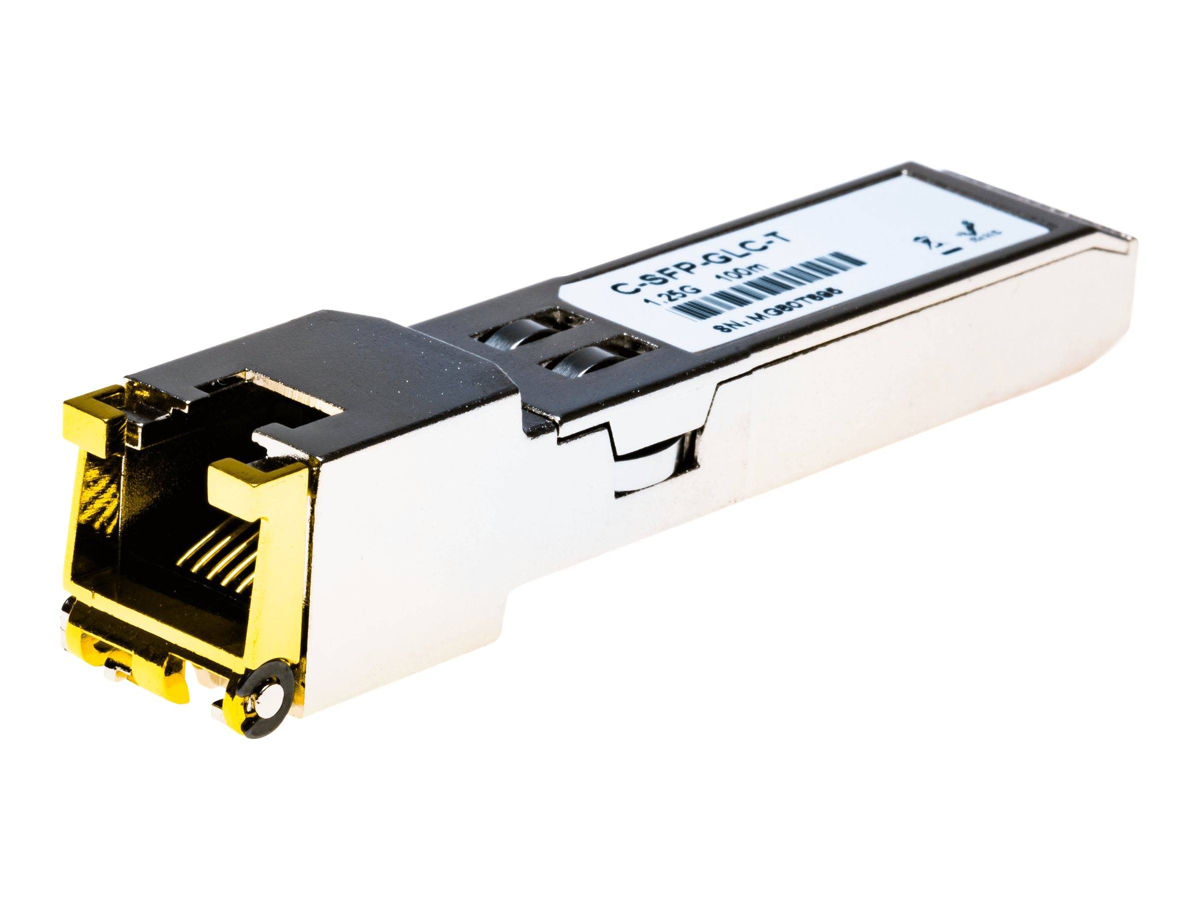 Kleines kupferfarbenes Ethernet-SFP-Transceiver-Modul mit RJ45-ähnlichem Anschluss auf weißem Hintergrund.