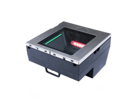 Ein schwarzer Auflageflächenscanner mit Glasoberfläche, der grüne und rote Lichtleisten im Scanfenster zeigt.