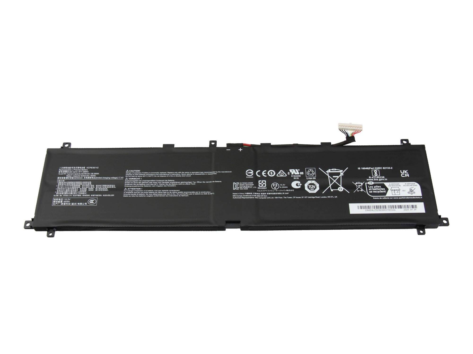 Lange schwarze Laptop-Batterie mit Verbindungskabel und aufgedruckten Sicherheitsetiketten auf weißem Hintergrund.
