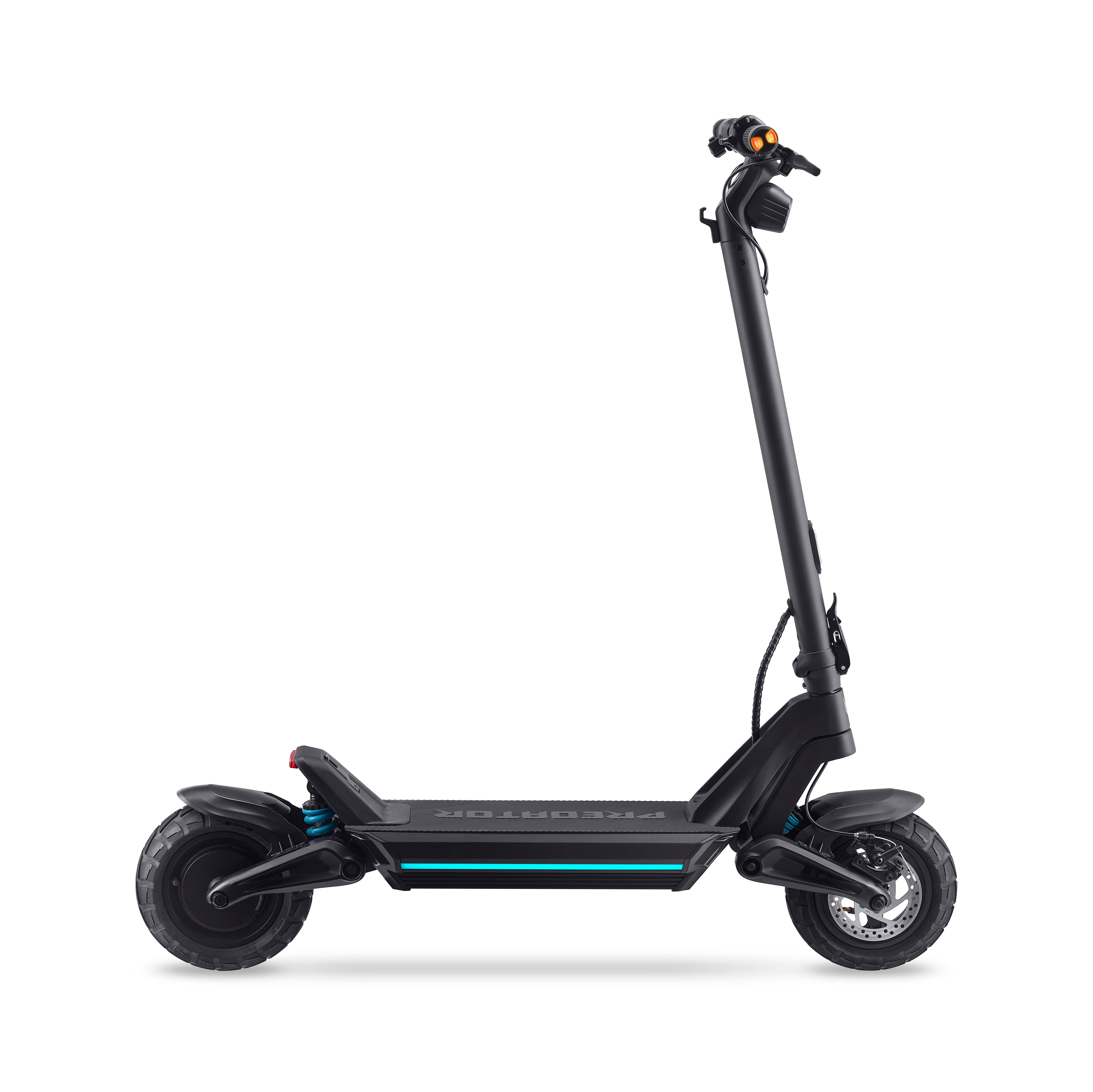 Schwarzer elektrischer Tretroller mit hohem Lenker und leuchtend blauem Akzentstreifen, in Seitenansicht auf weißem Hintergrund dargestellt.