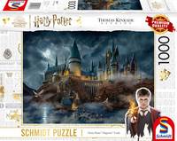 Harry Potter 1000-teiliges Puzzle mit Darstellung von Schloss Hogwarts in der Nacht mit Harry Potter, der einen Zauberstab in den Vordergrund hält.