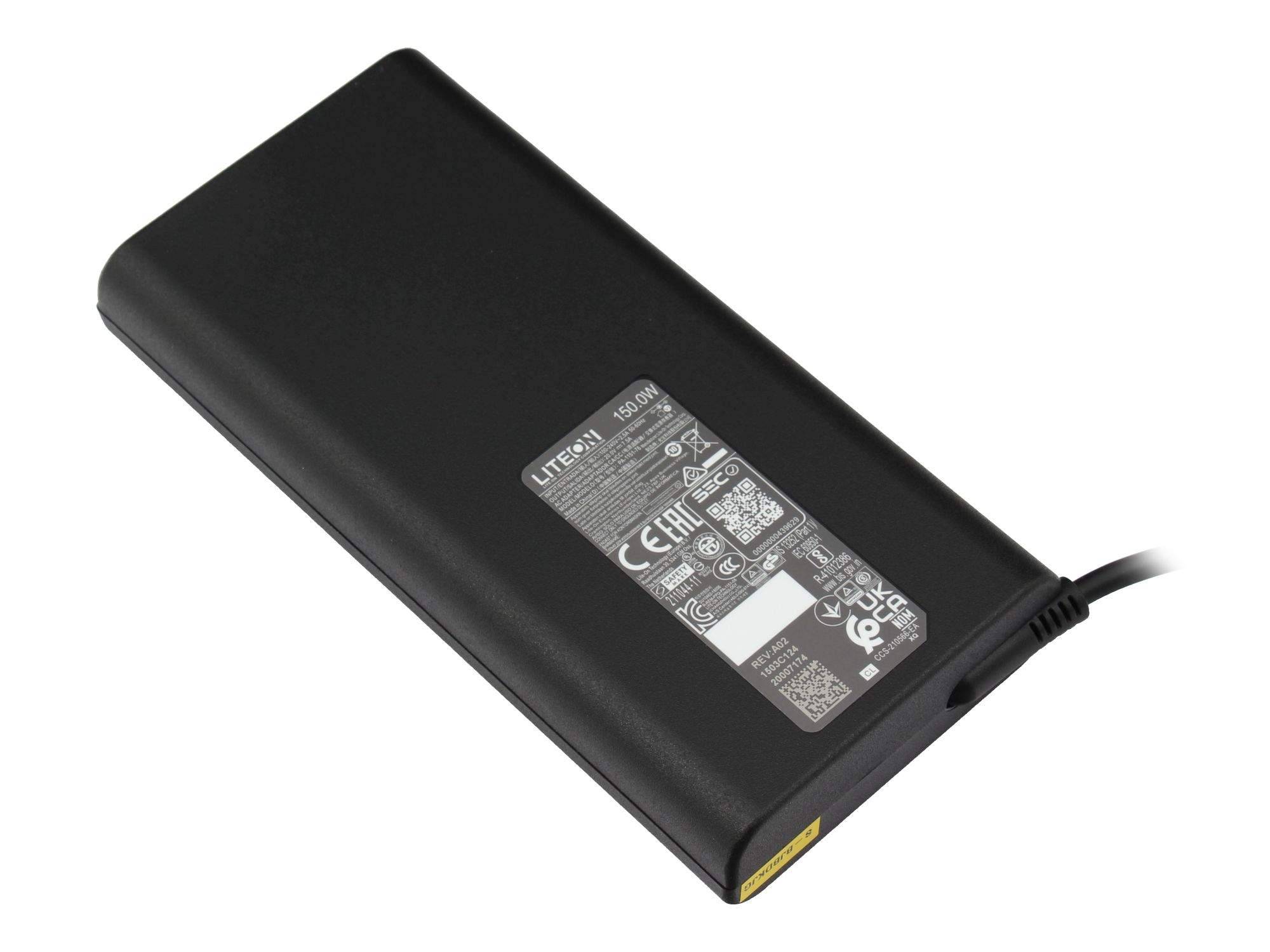 Schwarzer rechteckiger Laptop-Netzteil/Ladegerät mit angeschlossenem Kabel und sichtbarem Produktetikett oben.