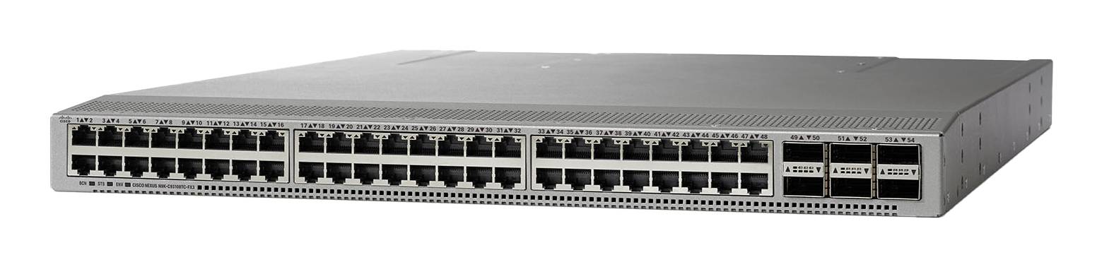 Vorderansicht eines Rack-Mount-Netzwerk-Switches mit Dutzenden von Ethernet-Ports und einigen Uplink-Steckplätzen auf der rechten Seite.