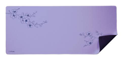 Lavendelfarbenes Mousepad mit floraler Liniengrafik in den Ecken und einer dunkel gefalteten unteren rechten Ecke