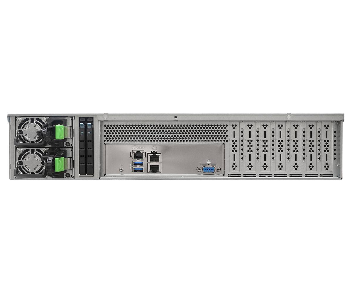 Rückansicht eines Rack-Servers mit dualen Hot-Swap-Stromversorgungen, mehreren USB- und Netzwerkports, VGA-Ausgang und Lüftungspanelen.